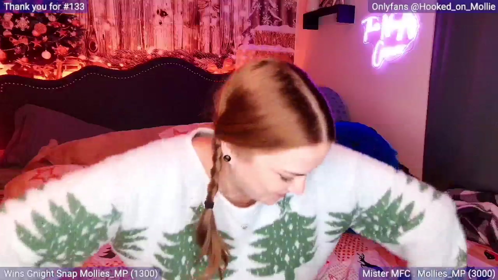 Gallery image thumbnail from MollieRose_'s myfreecams stream on, 12/24/2025, 05:39 image 17 of 20