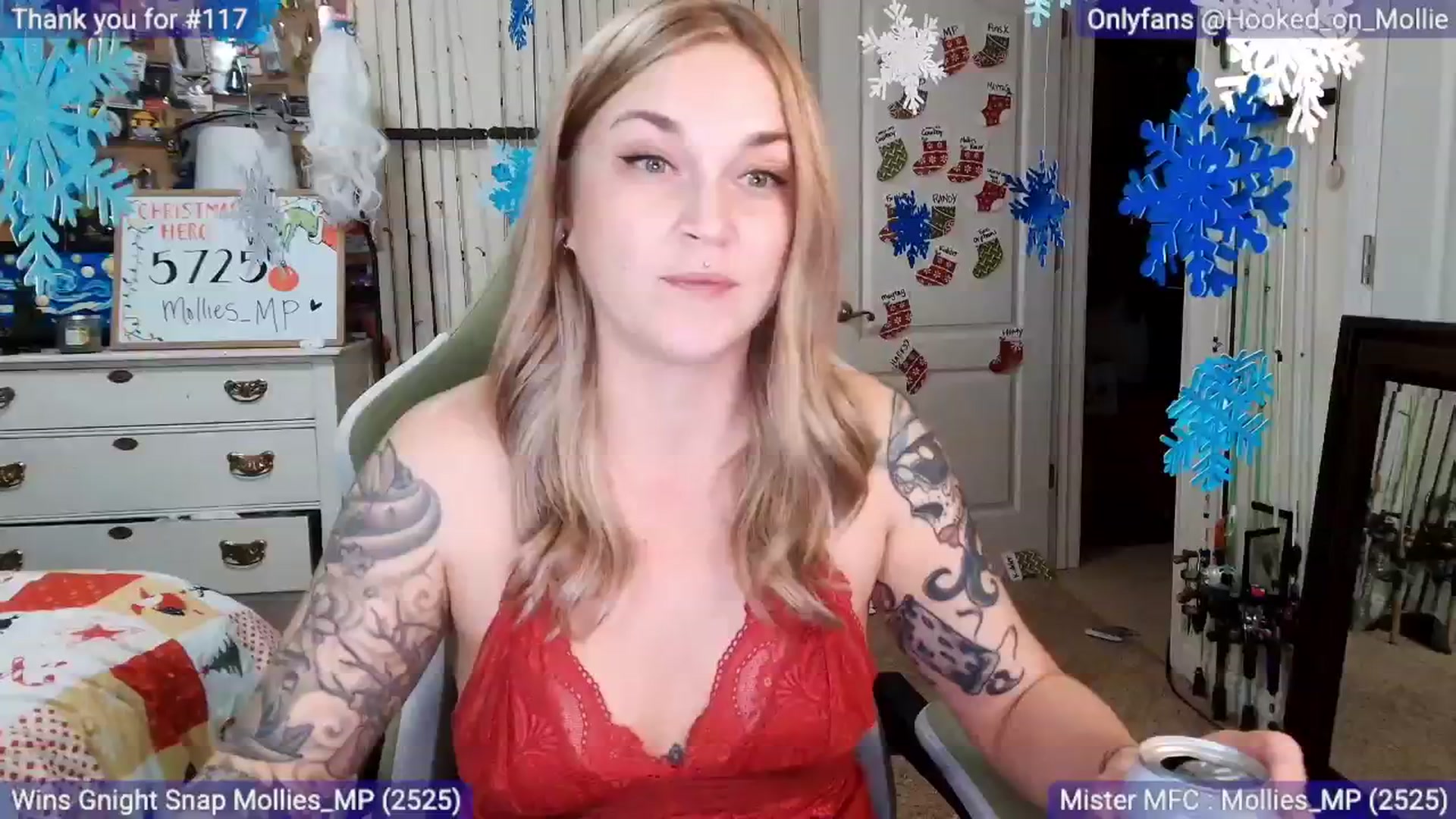 Gallery image thumbnail from MollieRose_'s myfreecams stream on, 12/27/2025, 02:59 image 10 of 20