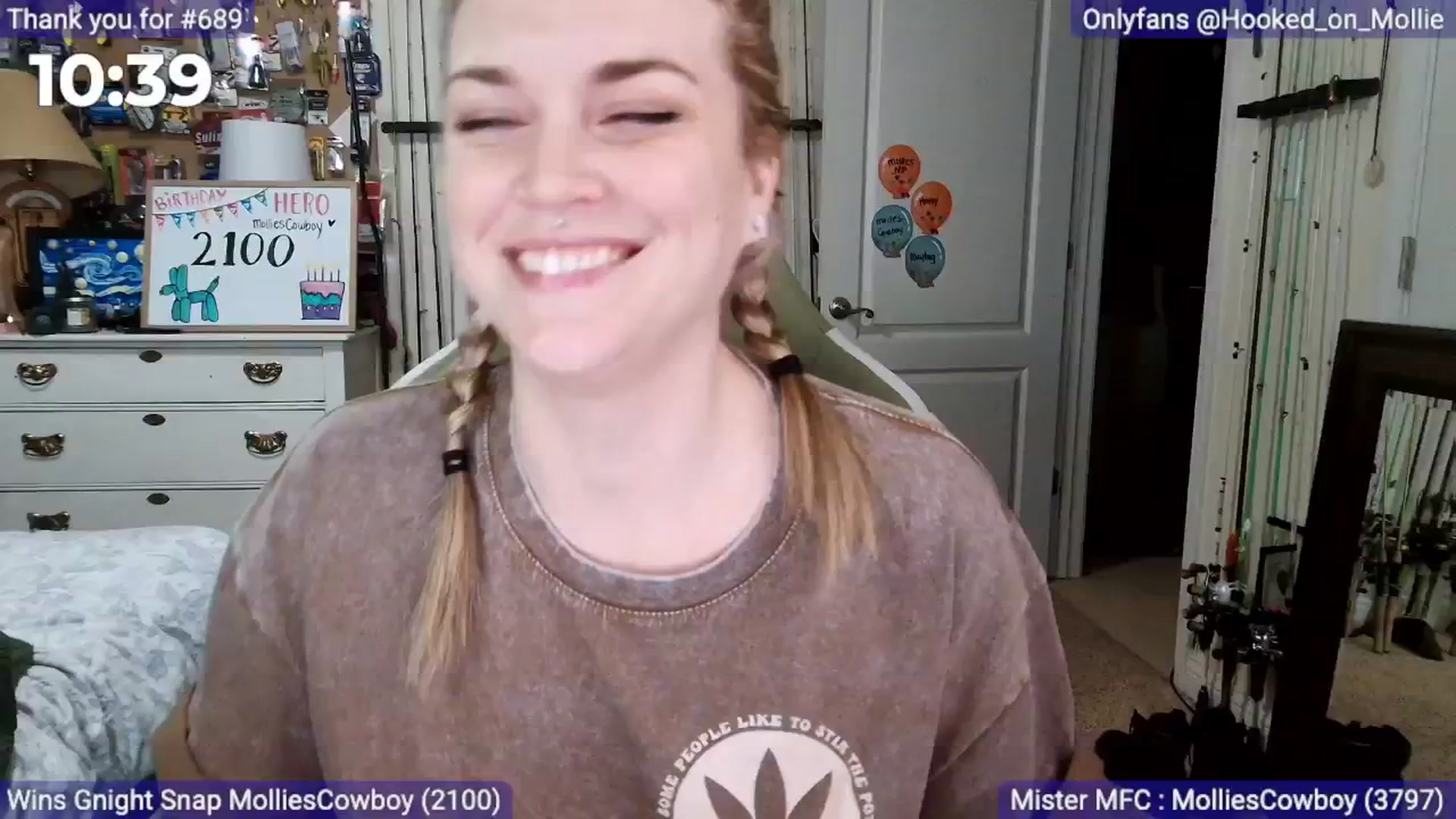 Gallery image thumbnail from MollieRose_'s myfreecams stream on, 01/06/2026, 04:22 image 13 of 20