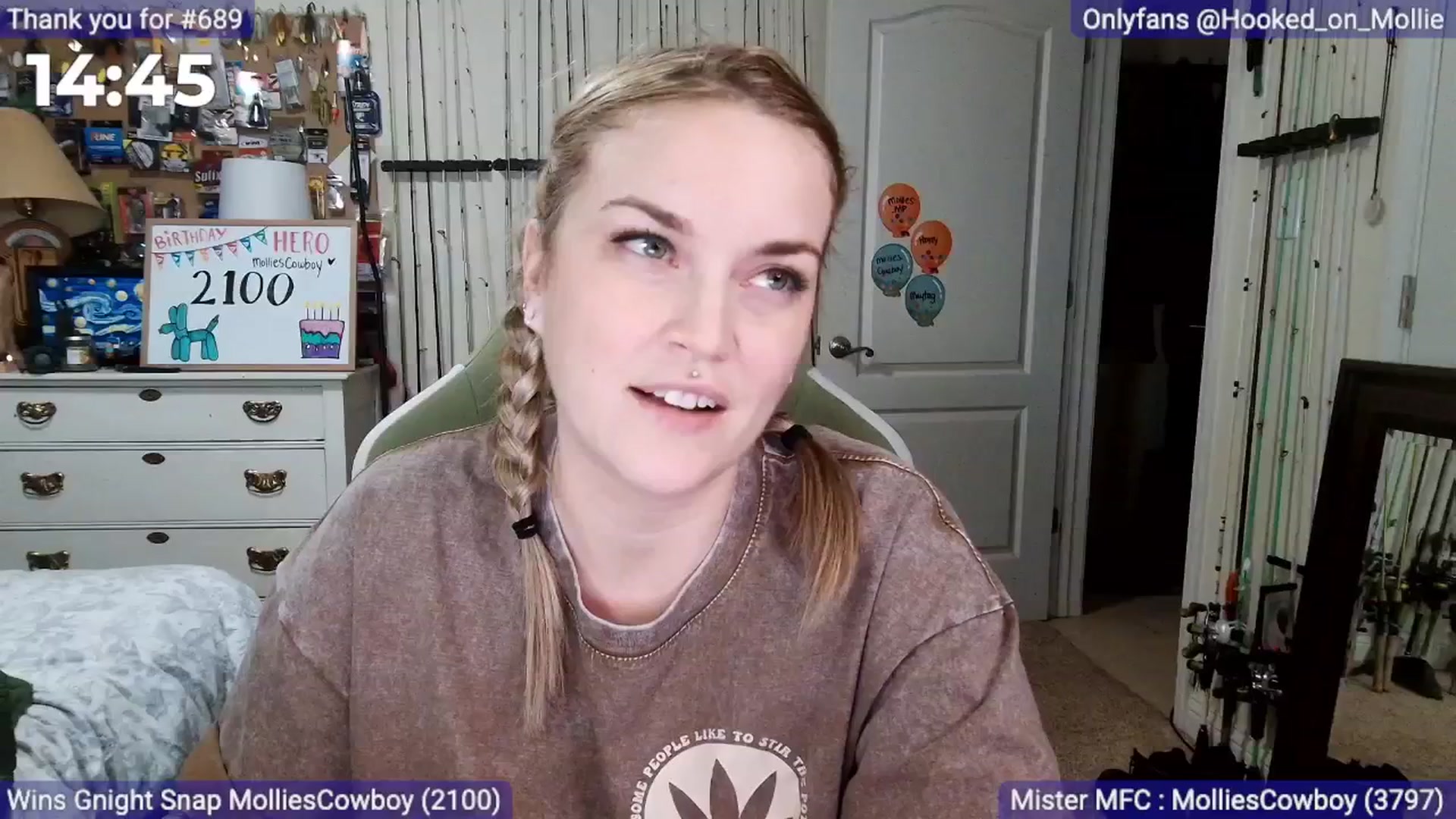 Gallery image thumbnail from MollieRose_'s myfreecams stream on, 01/06/2026, 04:22 image 10 of 20