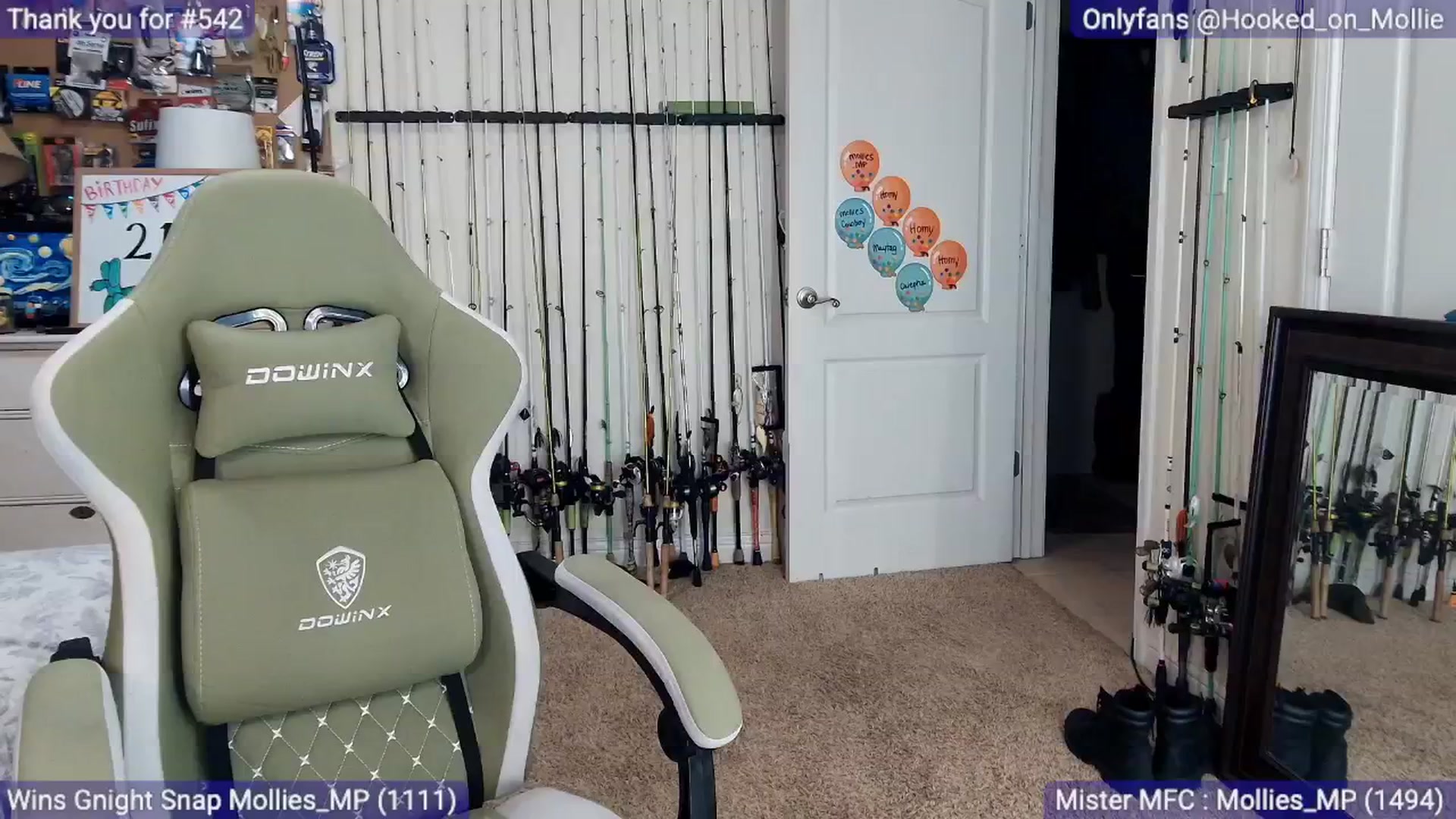 Gallery image thumbnail from MollieRose_'s myfreecams stream on, 01/07/2026, 03:01 image 15 of 20
