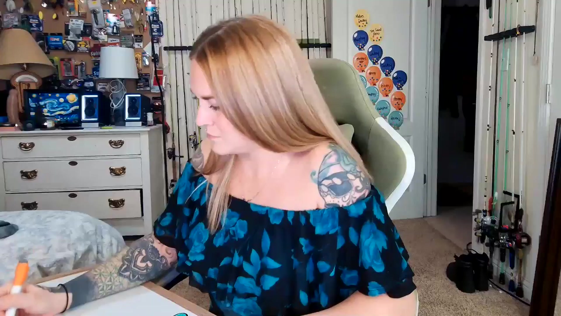 Gallery image thumbnail from MollieRose_'s myfreecams stream on, 01/14/2026, 04:52 image 4 of 20