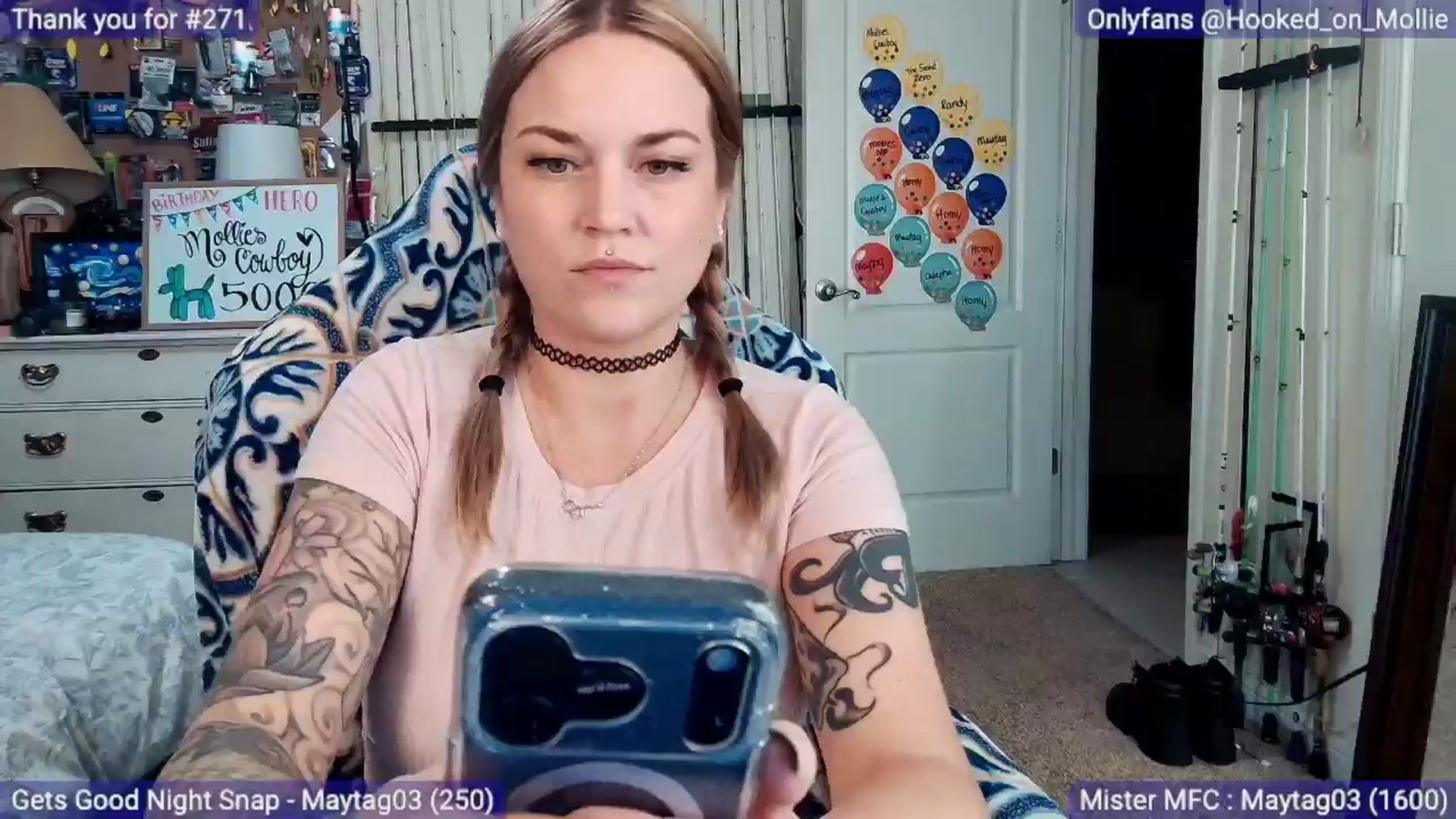 Gallery image thumbnail from MollieRose_'s myfreecams stream on, 01/15/2026, 04:11 image 7 of 20