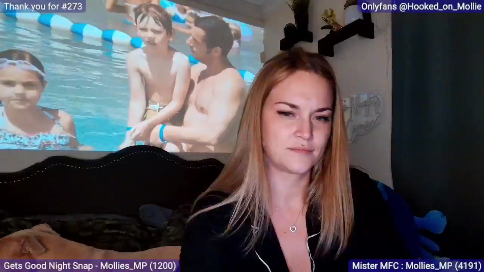 Gallery image thumbnail from MollieRose_'s myfreecams stream on, 01/17/2026, 06:05 image 18 of 20