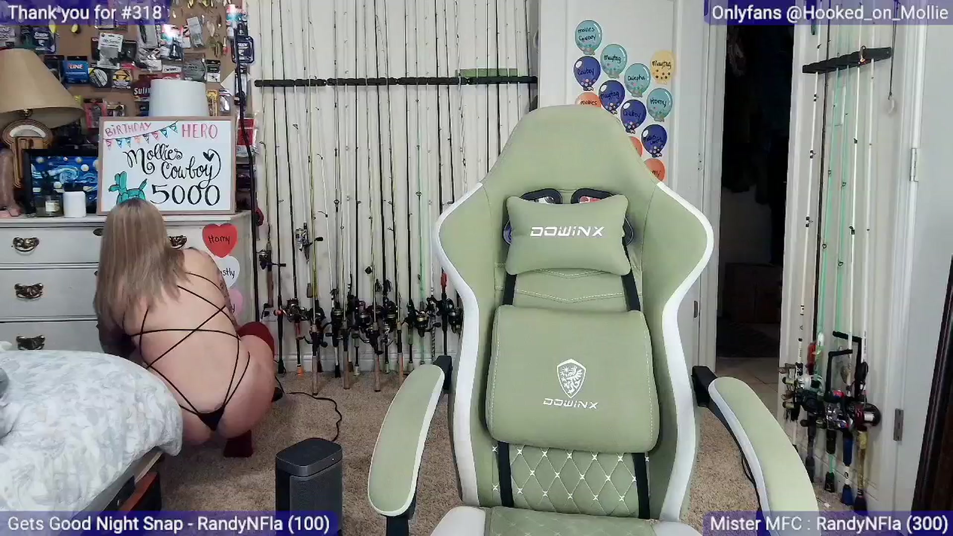 Gallery image thumbnail from MollieRose_'s myfreecams stream on, 01/21/2026, 04:38 image 2 of 20