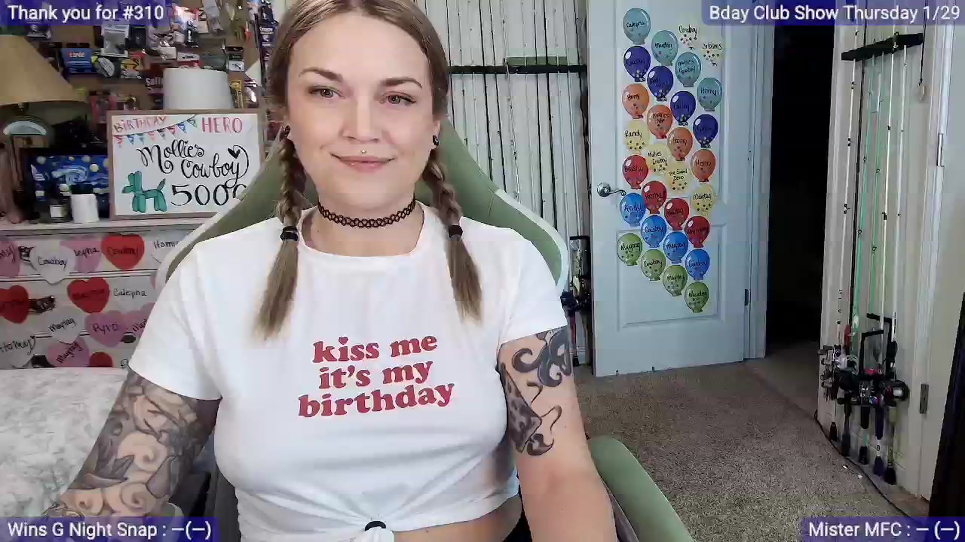Gallery image thumbnail from MollieRose_'s myfreecams stream on, 01/27/2026, 03:19 image 1 of 20
