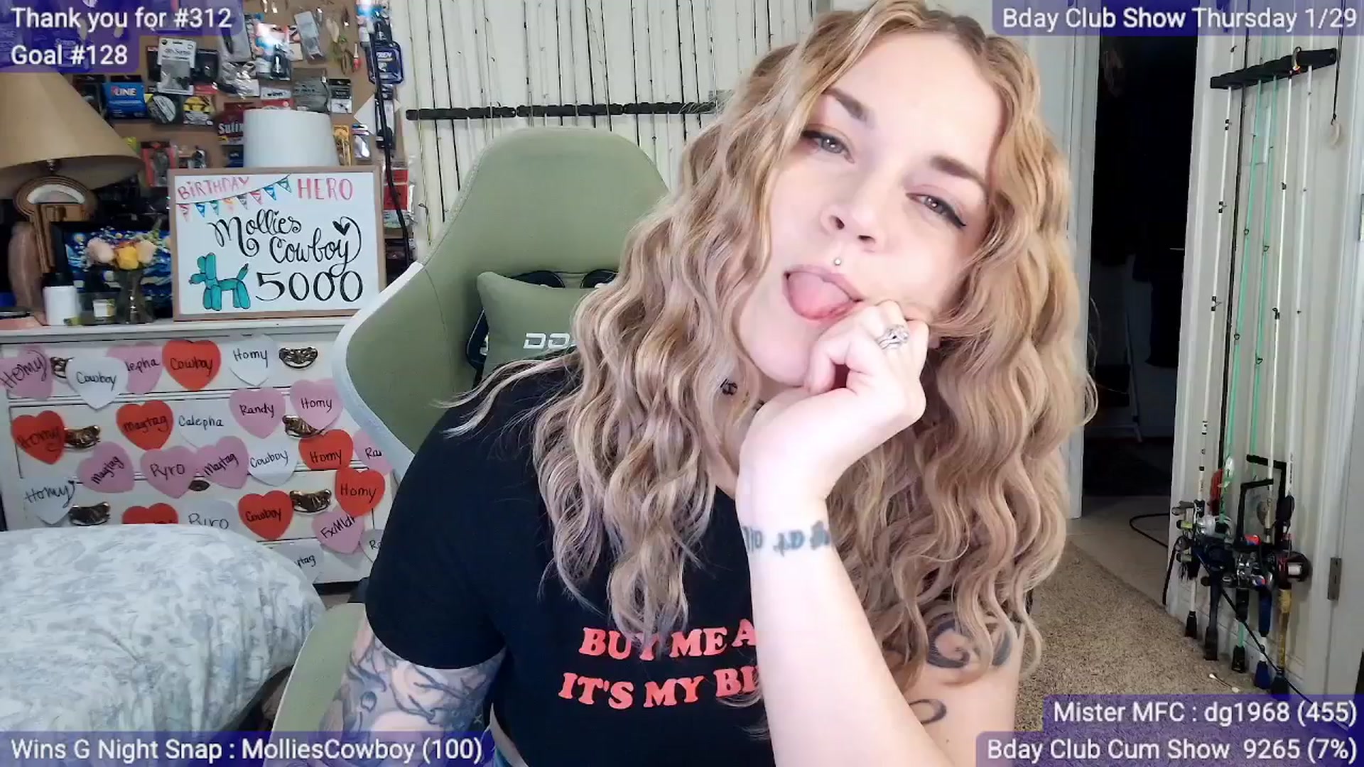 Gallery image thumbnail from MollieRose_'s myfreecams stream on, 01/28/2026, 05:01 image 3 of 20
