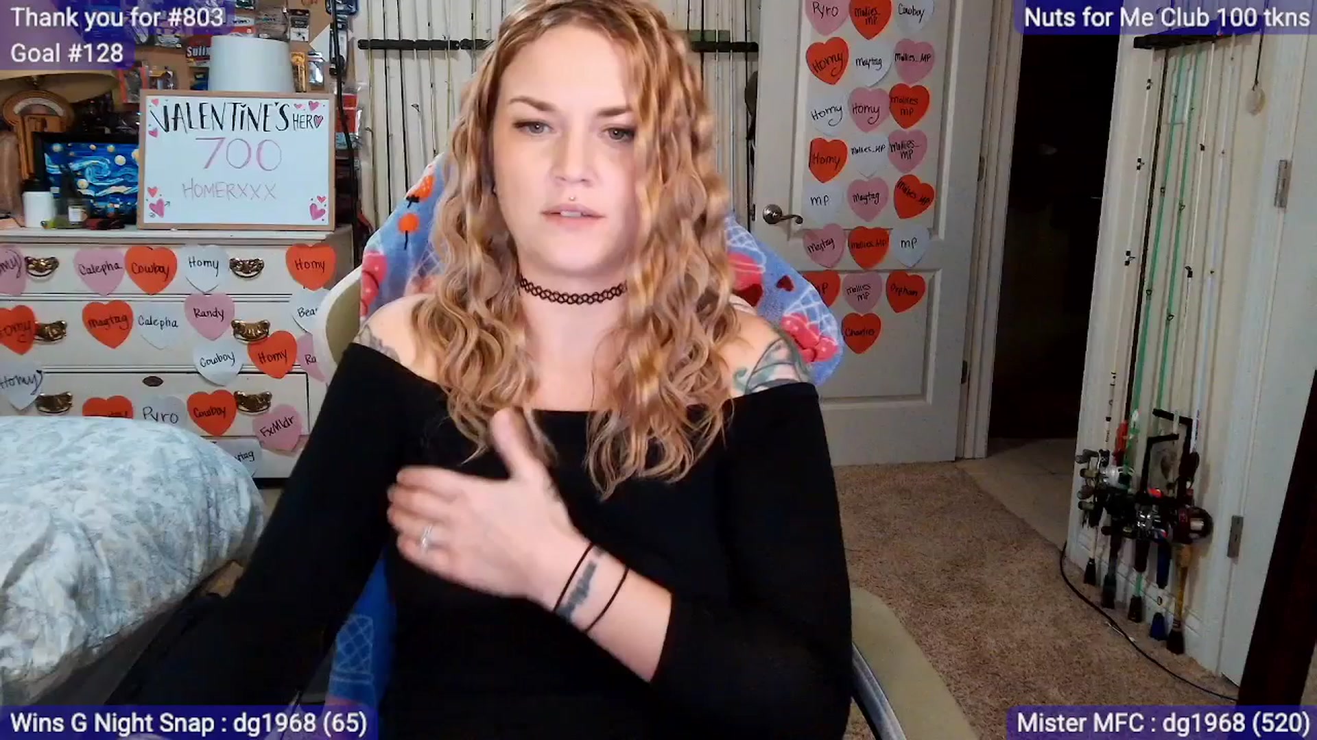 Gallery image thumbnail from MollieRose_'s myfreecams stream on, 02/04/2026, 01:43 image 13 of 20