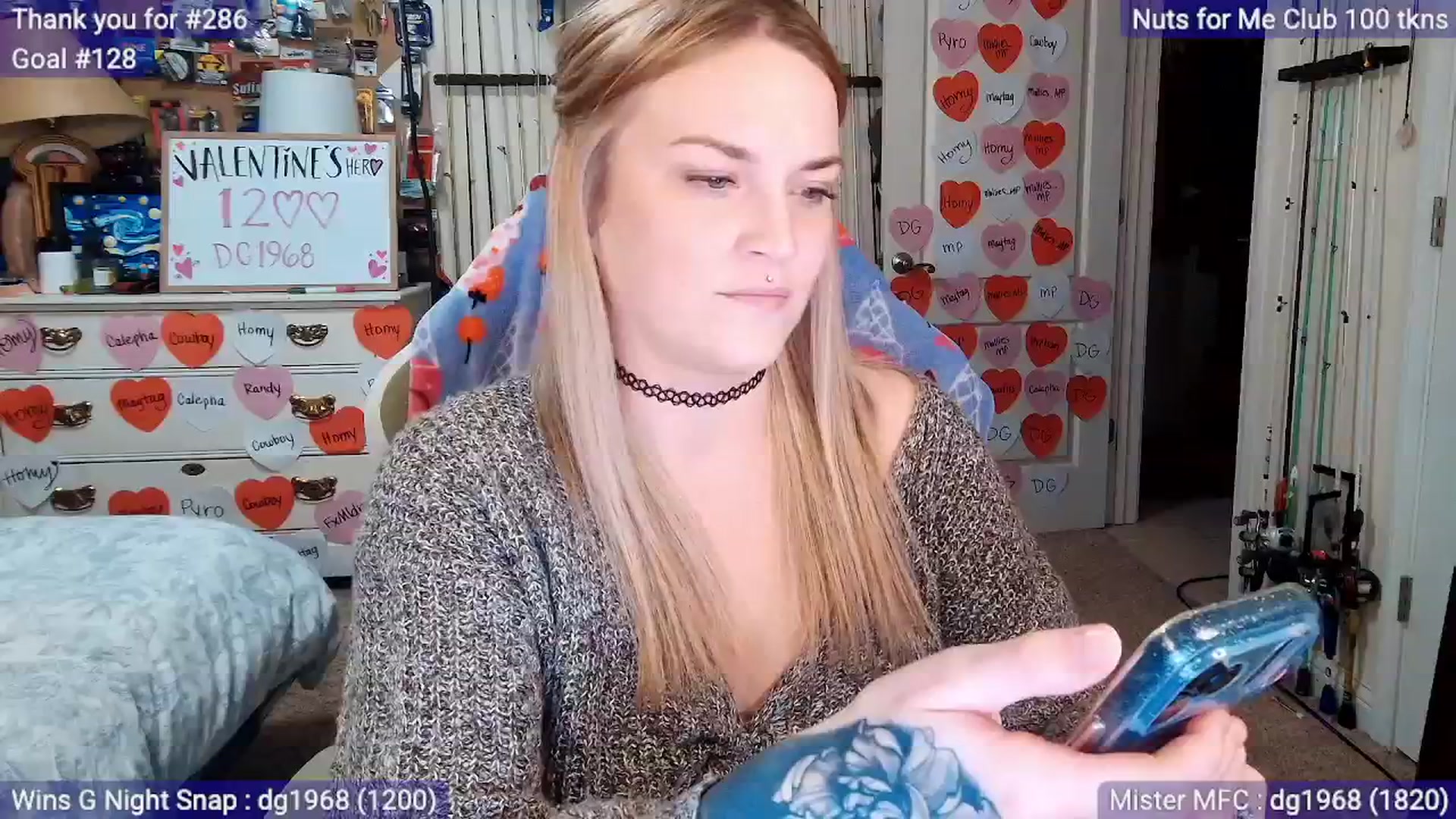Gallery image thumbnail from MollieRose_'s myfreecams stream on, 02/05/2026, 04:32 image 15 of 20