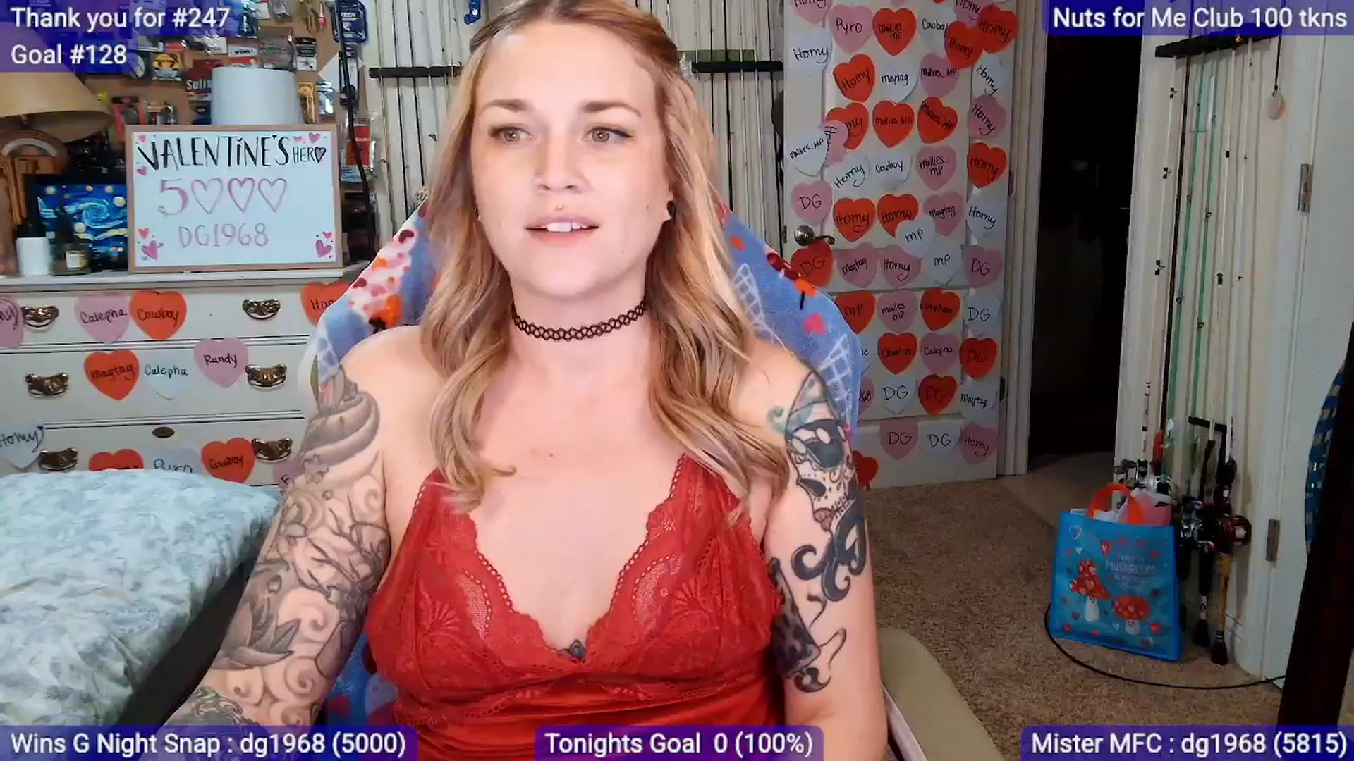Gallery image thumbnail from MollieRose_'s myfreecams stream on, 02/13/2026, 04:24 image 16 of 20