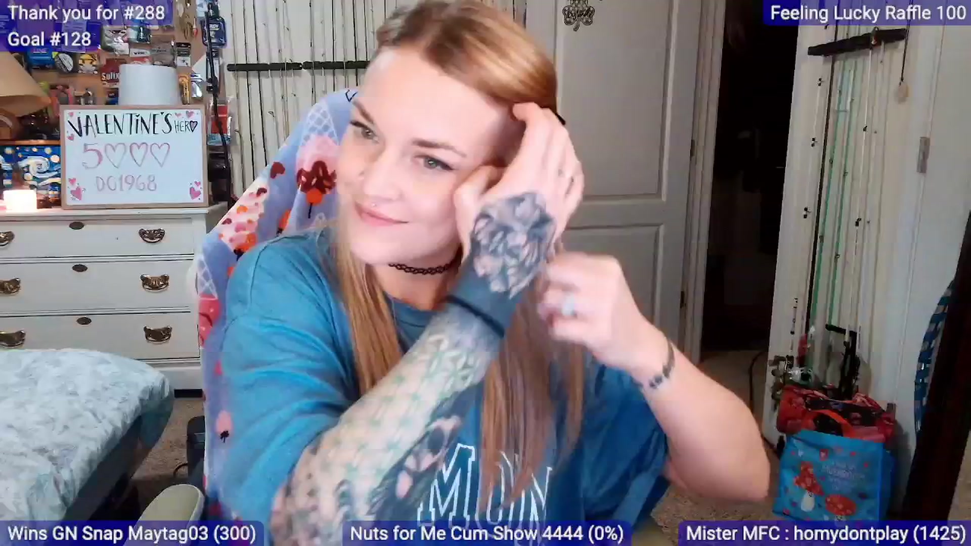 Gallery image thumbnail from MollieRose_'s myfreecams stream on, 02/17/2026, 04:39 image 11 of 20