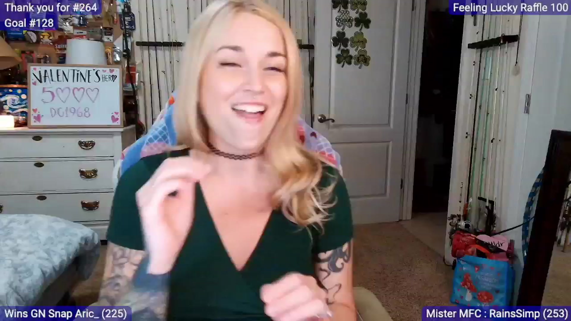 Gallery image thumbnail from MollieRose_'s myfreecams stream on, 02/18/2026, 01:18 image 11 of 20