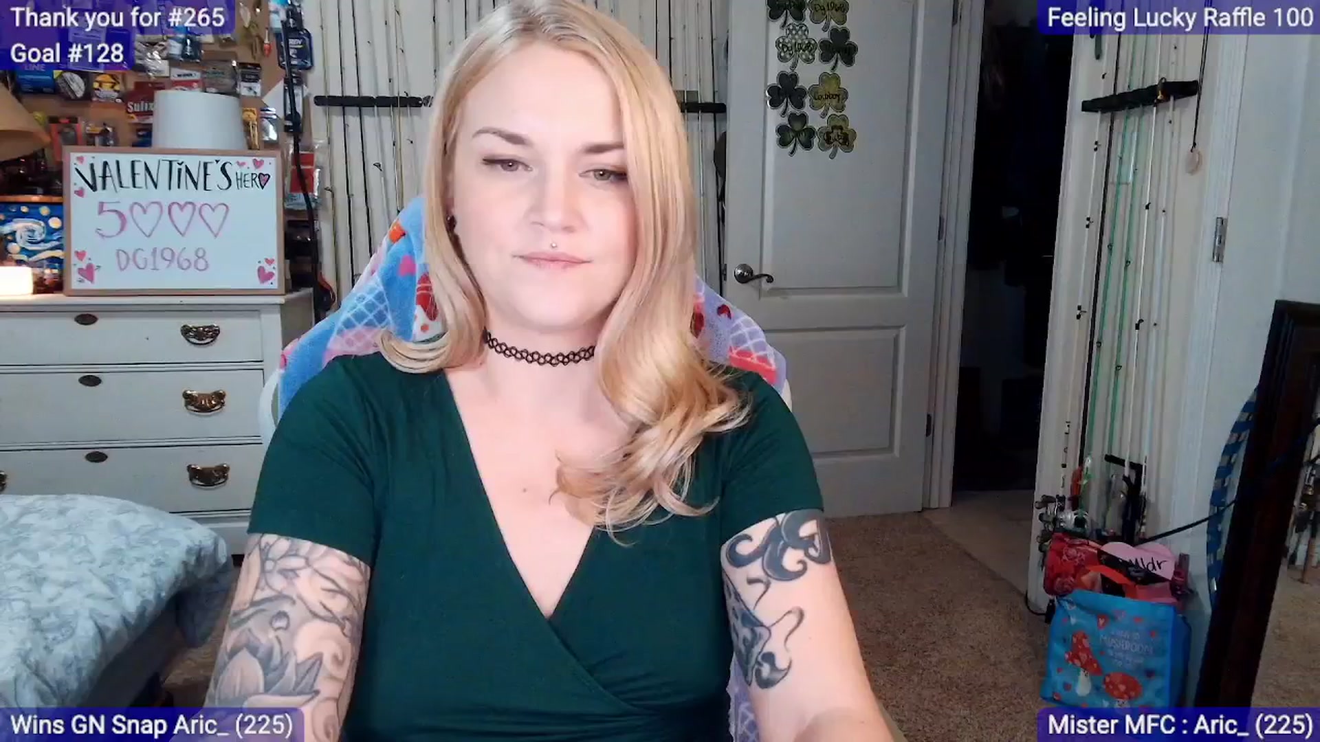 Gallery image thumbnail from MollieRose_'s myfreecams stream on, 02/18/2026, 01:18 image 3 of 20