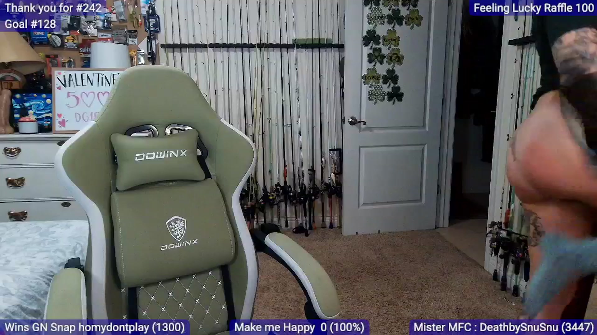 Gallery image thumbnail from MollieRose_'s myfreecams stream on, 02/20/2026, 04:46 image 16 of 20