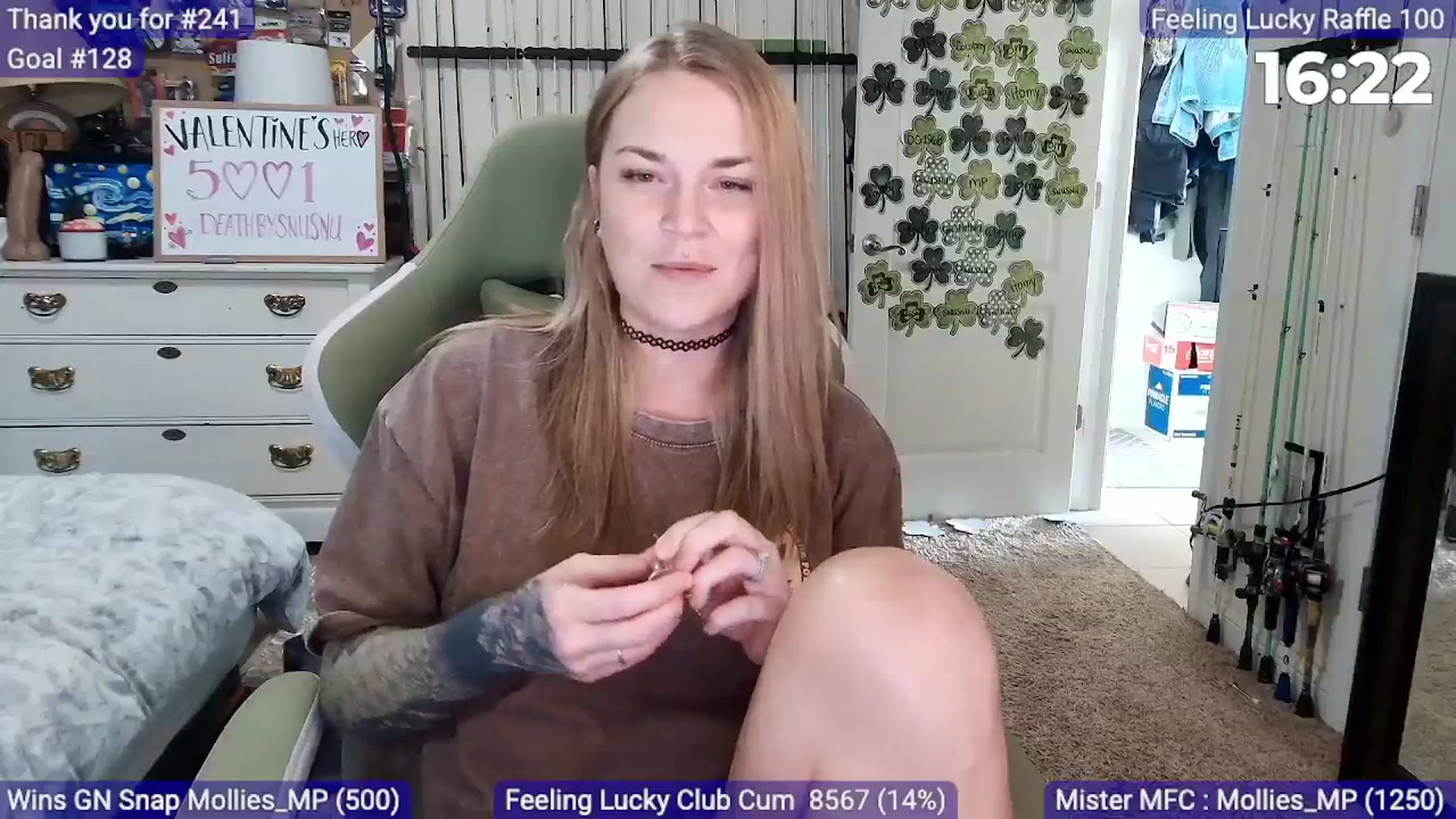 Gallery image thumbnail from MollieRose_'s myfreecams stream on, 02/28/2026, 22:05 image 15 of 20
