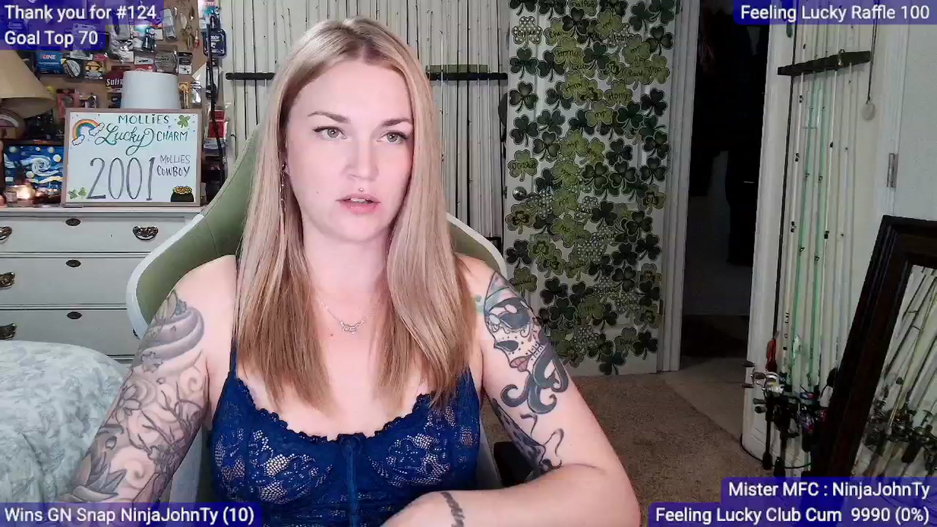 Gallery image thumbnail from MollieRose_'s myfreecams stream on, 03/10/2026, 24:01 image 16 of 20