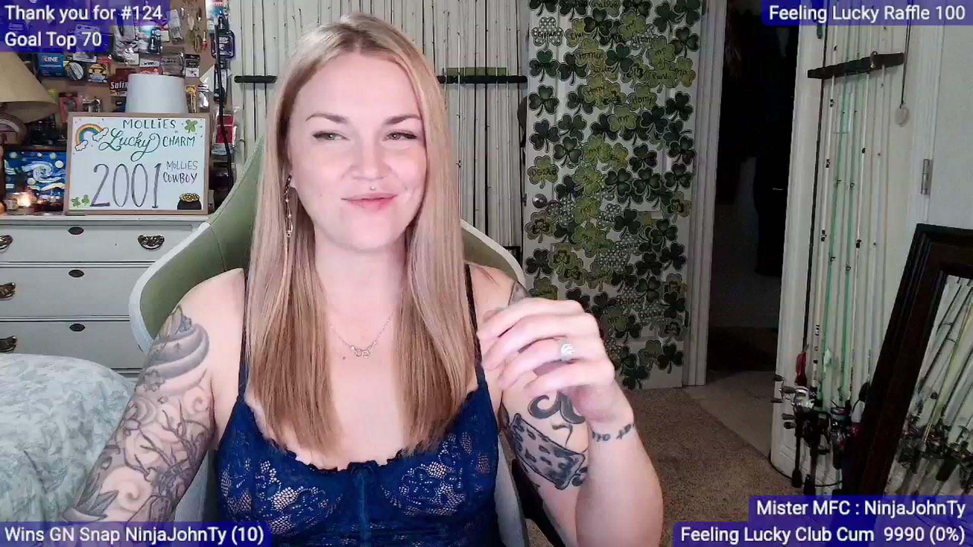 Gallery image thumbnail from MollieRose_'s myfreecams stream on, 03/10/2026, 24:01 image 17 of 20