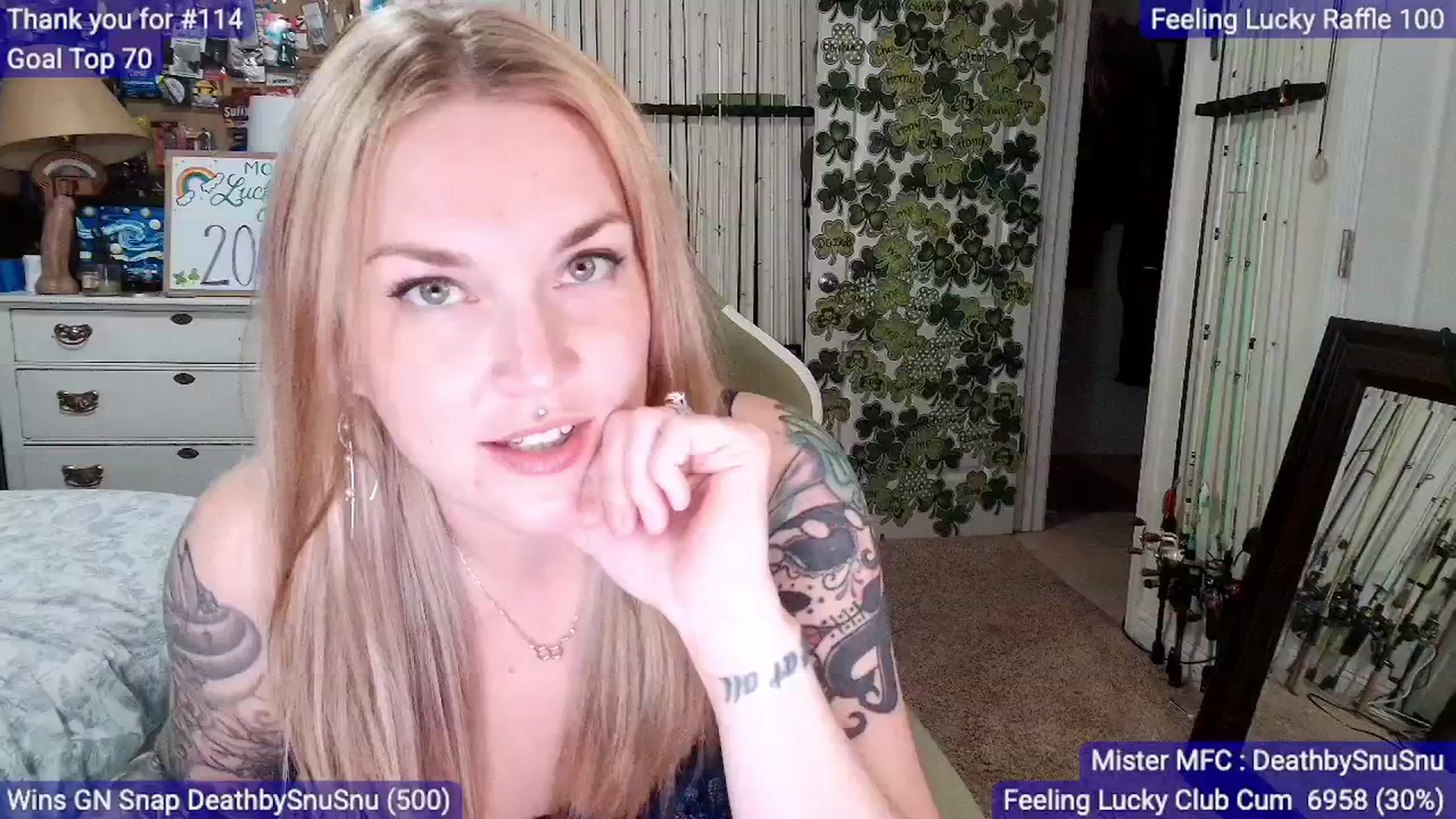 Gallery image thumbnail from MollieRose_'s myfreecams stream on, 03/10/2026, 04:35 image 2 of 20
