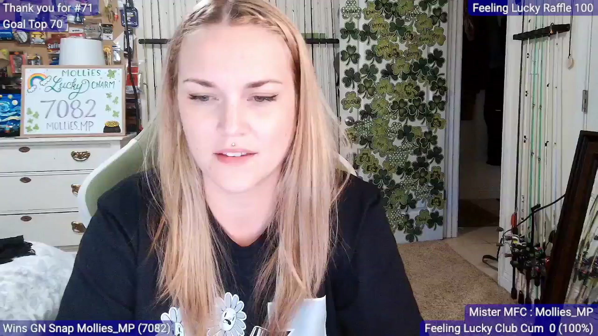 Gallery image thumbnail from MollieRose_'s myfreecams stream on, 03/11/2026, 04:45 image 16 of 20