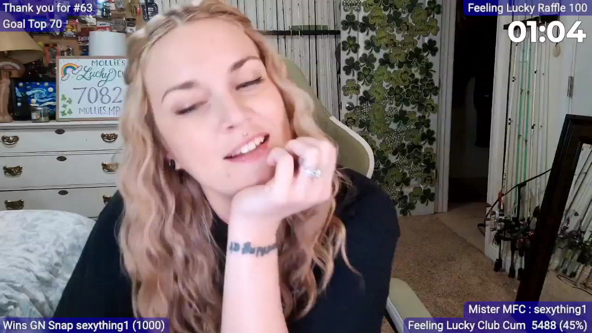 Gallery image thumbnail from MollieRose_'s myfreecams stream on, 03/12/2026, 04:12 image 15 of 20