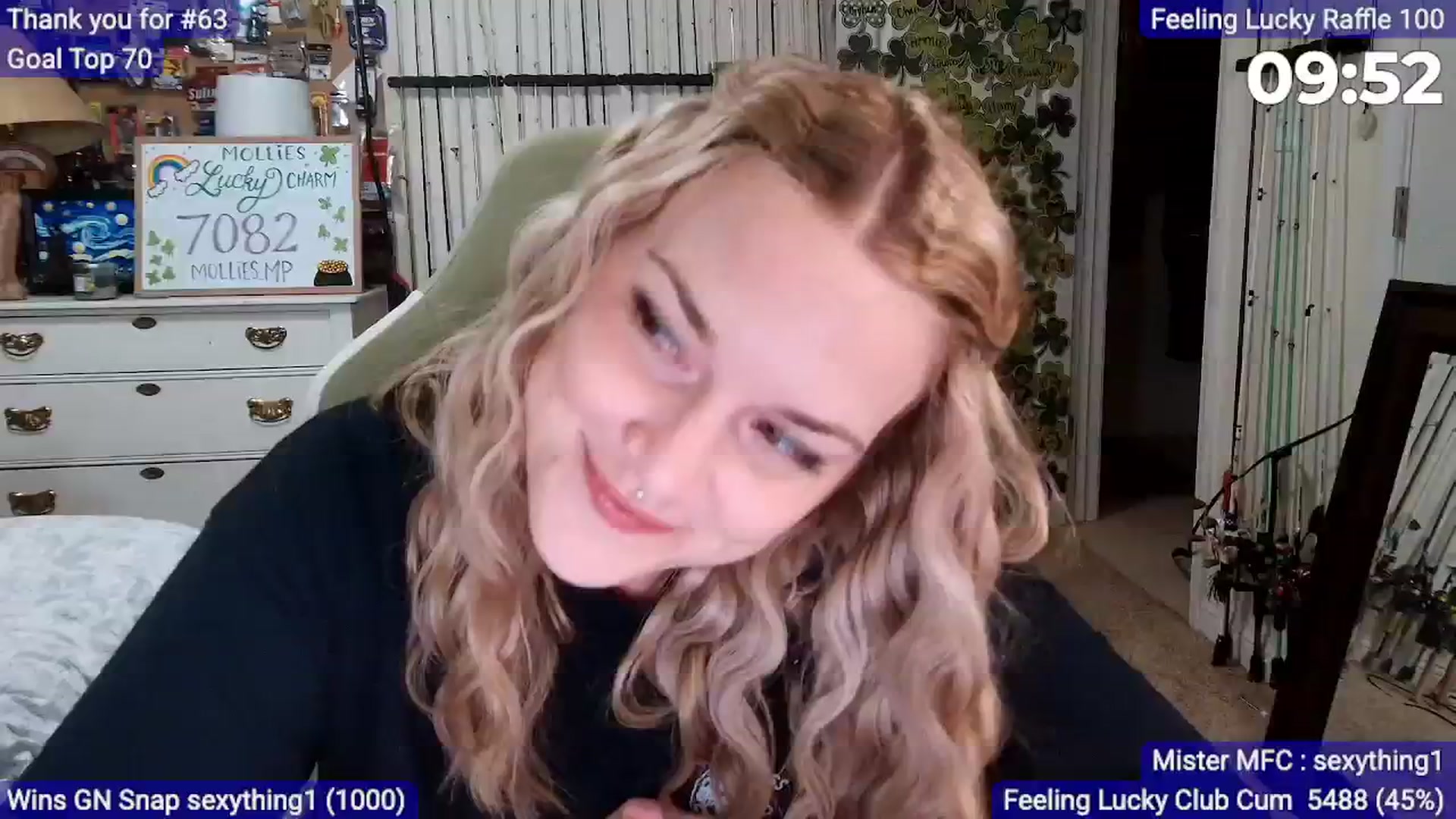 Gallery image thumbnail from MollieRose_'s myfreecams stream on, 03/12/2026, 04:12 image 3 of 20