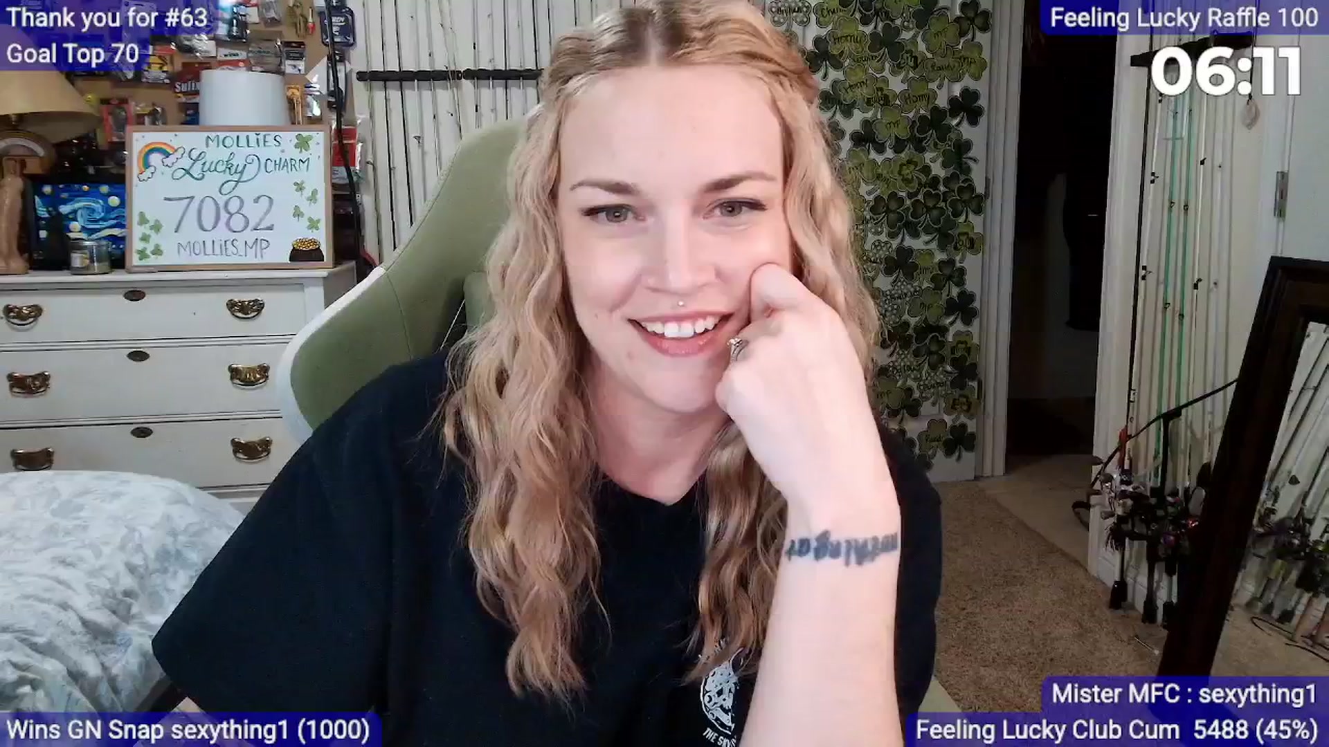 Gallery image thumbnail from MollieRose_'s myfreecams stream on, 03/12/2026, 04:12 image 8 of 20