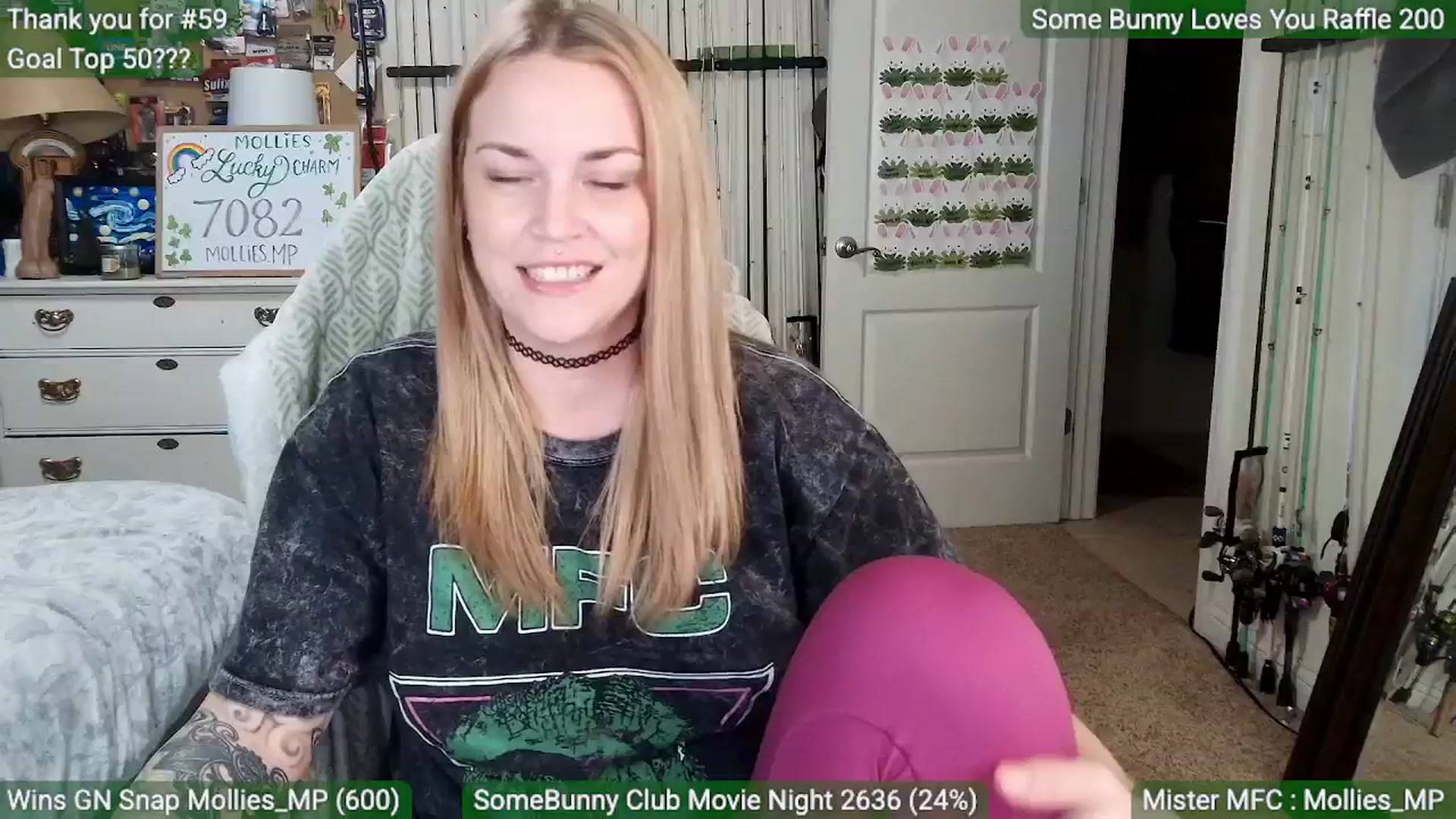 Gallery image thumbnail from MollieRose_'s myfreecams stream on, 03/19/2026, 01:01 image 8 of 20