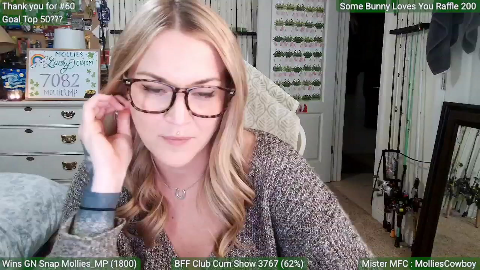 Gallery image thumbnail from MollieRose_'s myfreecams stream on, 03/20/2026, 03:51 image 16 of 20