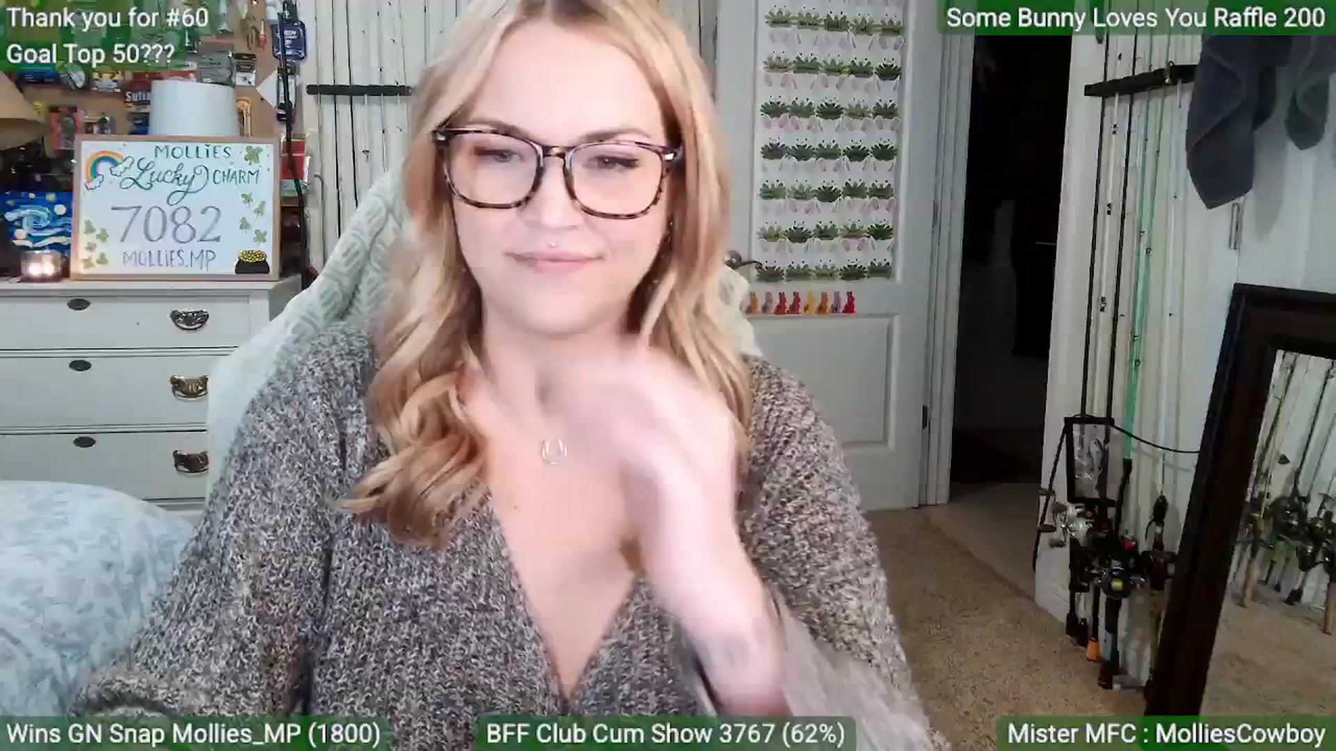 Gallery image thumbnail from MollieRose_'s myfreecams stream on, 03/20/2026, 03:51 image 15 of 20