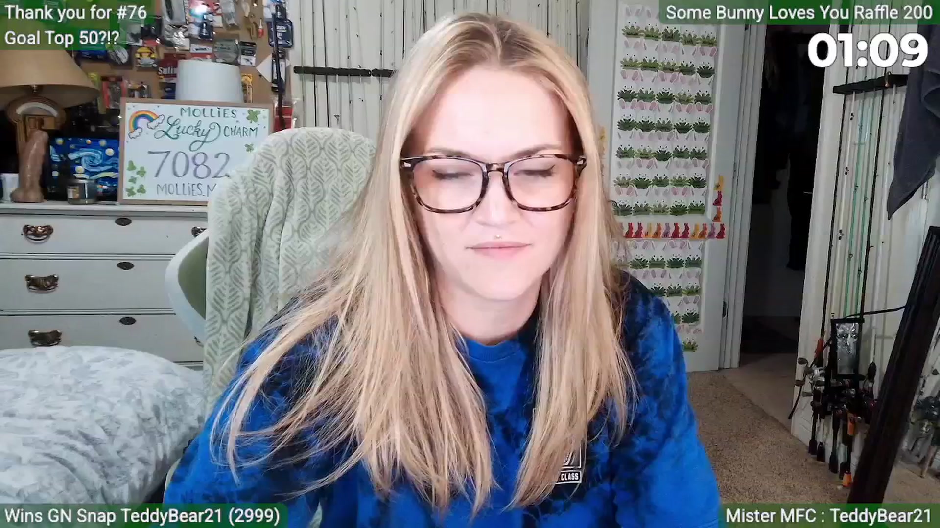Gallery image thumbnail from MollieRose_'s myfreecams stream on, 03/27/2026, 04:53 image 16 of 20
