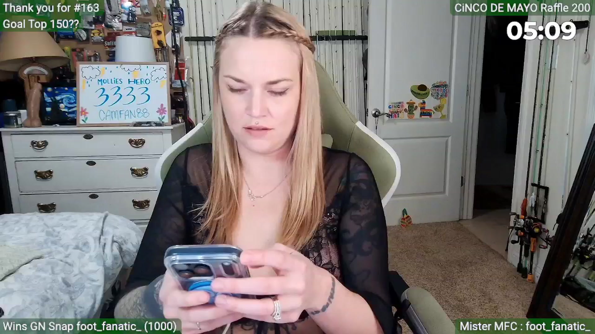 Gallery image thumbnail from MollieRose_'s myfreecams stream on, 04/09/2026, 02:35 image 10 of 20
