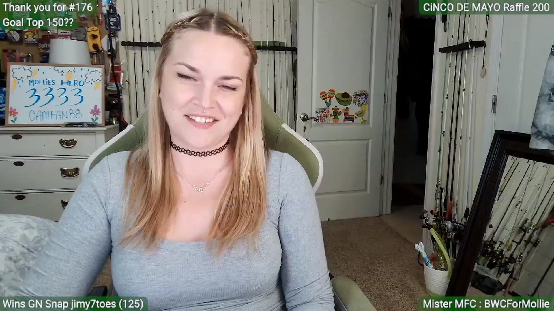 Gallery image thumbnail from MollieRose_'s myfreecams stream on, 04/10/2026, 02:50 image 4 of 20