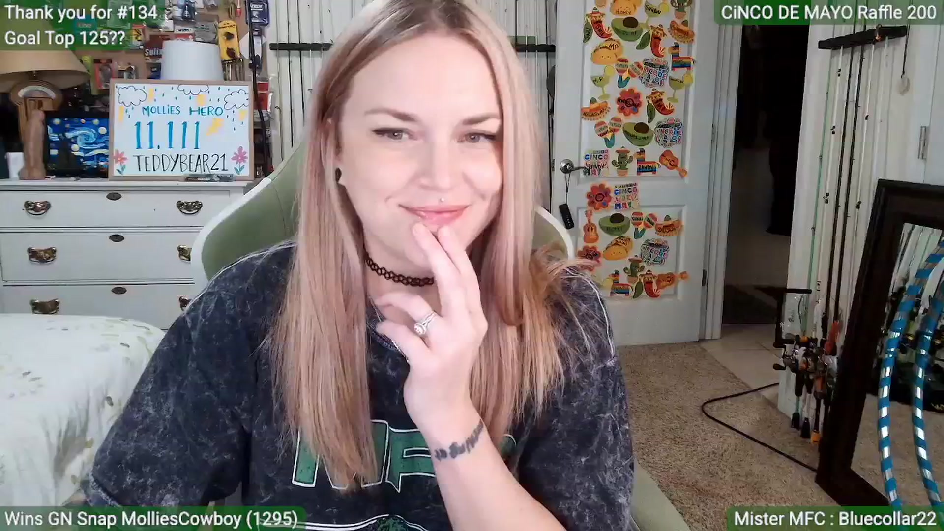 Gallery image thumbnail from MollieRose_'s myfreecams stream on, 04/22/2026, 04:03 image 7 of 20