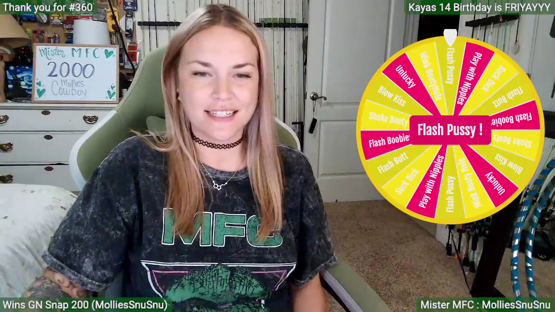 Gallery image thumbnail from MollieRose_'s myfreecams stream on, 05/07/2026, 02:07 image 11 of 20