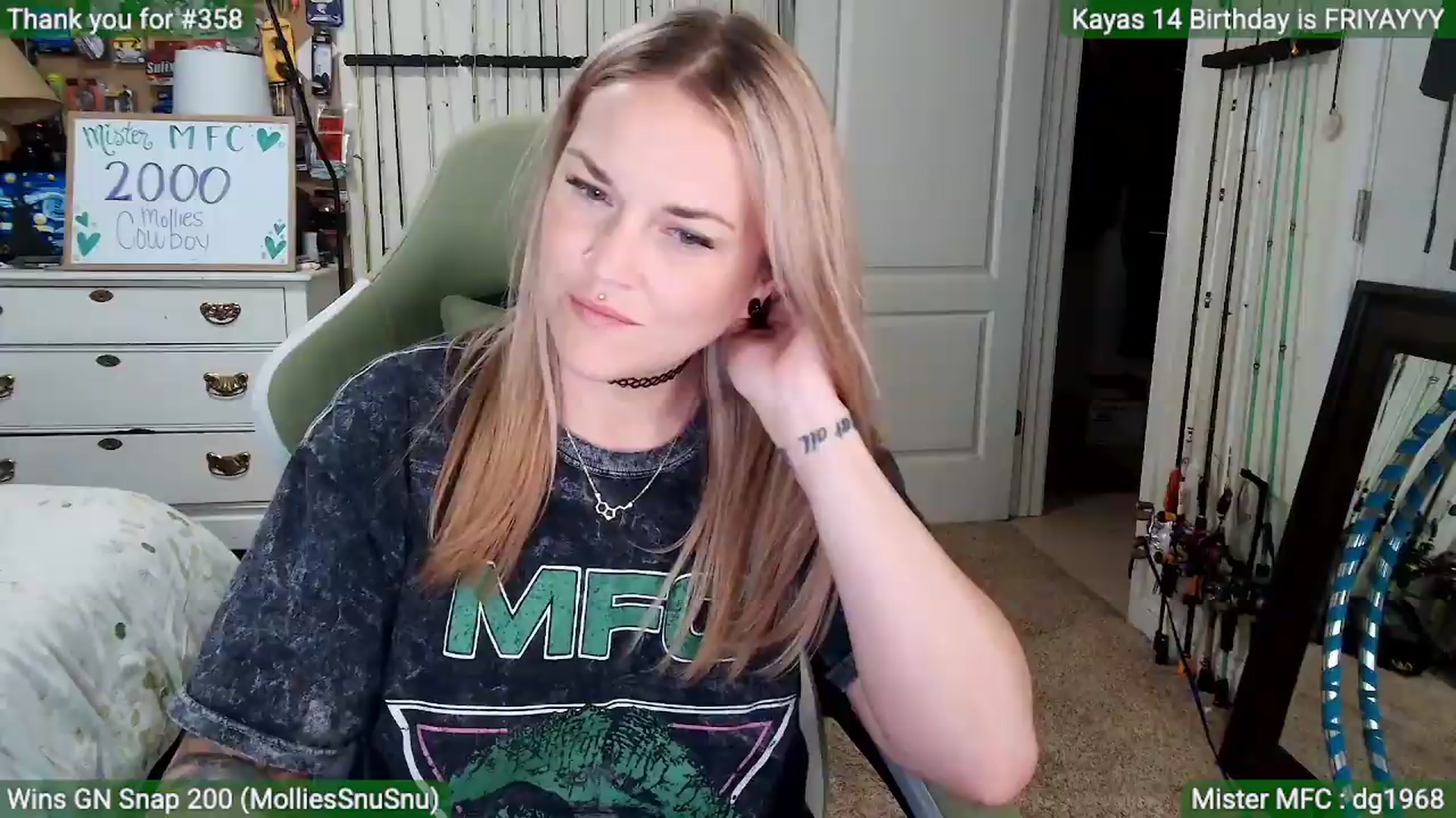Gallery image thumbnail from MollieRose_'s myfreecams stream on, 05/07/2026, 02:07 image 7 of 20