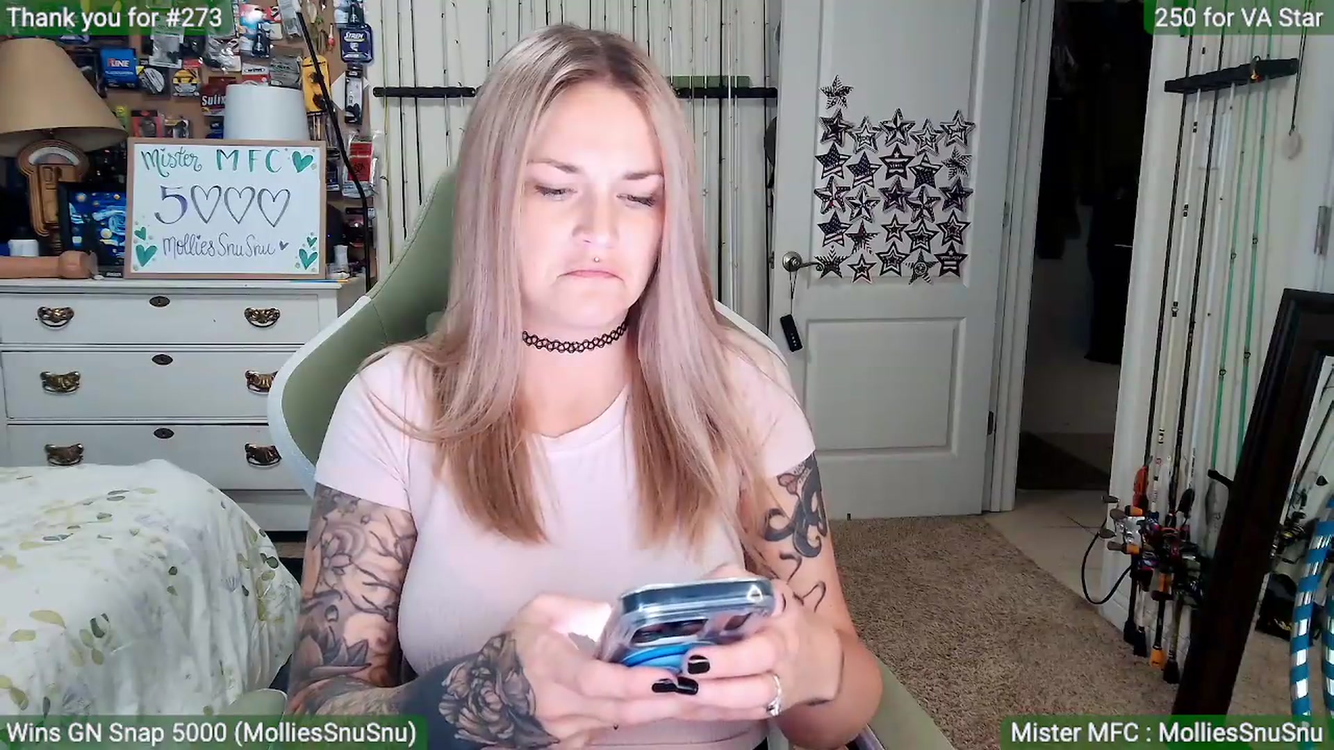 Gallery image thumbnail from MollieRose_'s myfreecams stream on, 05/20/2026, 03:21 image 17 of 20