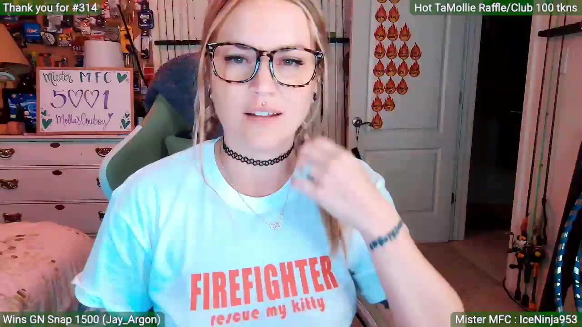 Gallery image thumbnail from MollieRose_'s myfreecams stream on, 05/30/2026, 03:36 image 16 of 20