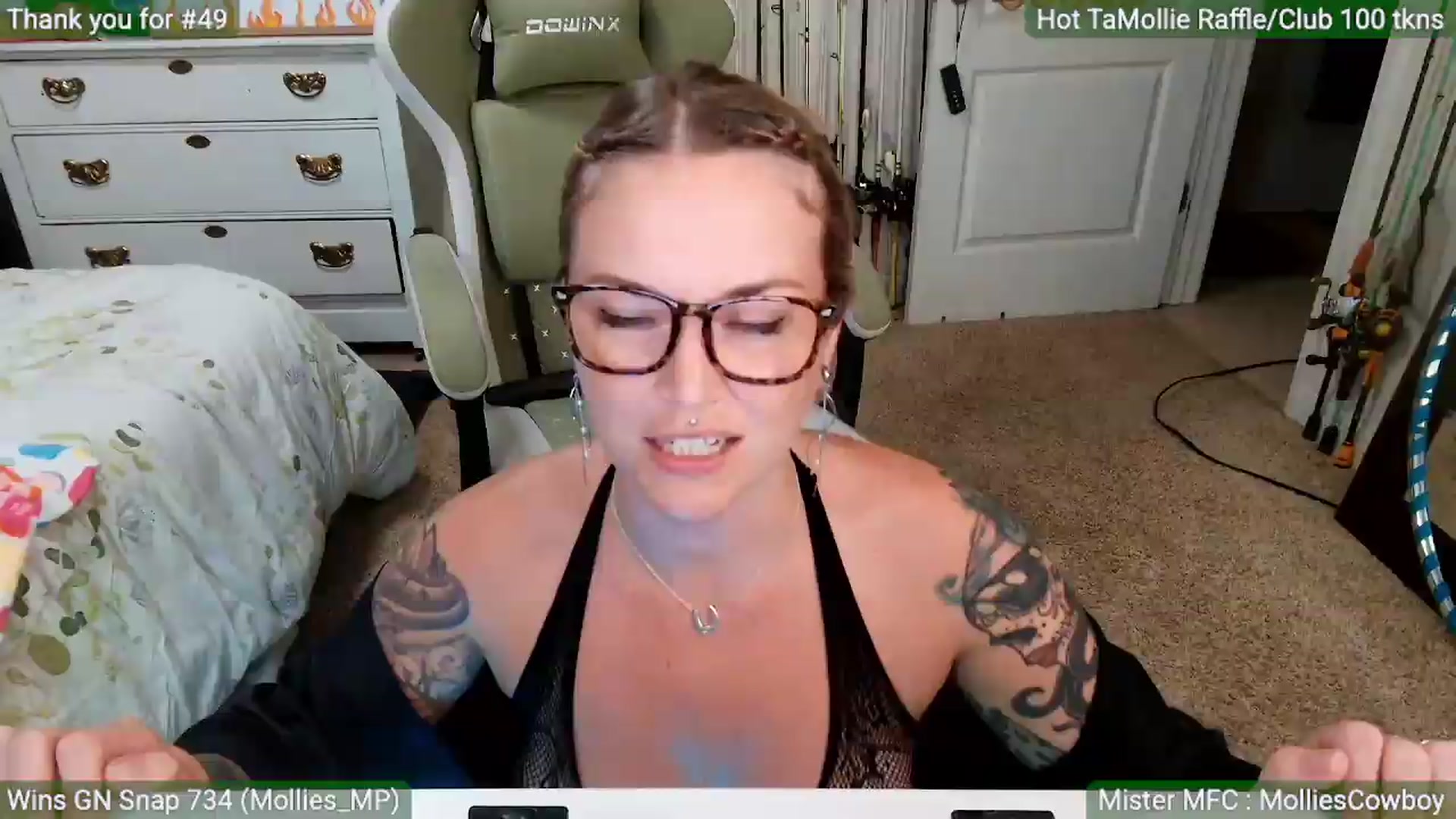 Gallery image thumbnail from MollieRose_'s myfreecams stream on, 06/04/2026, 03:01 image 15 of 20