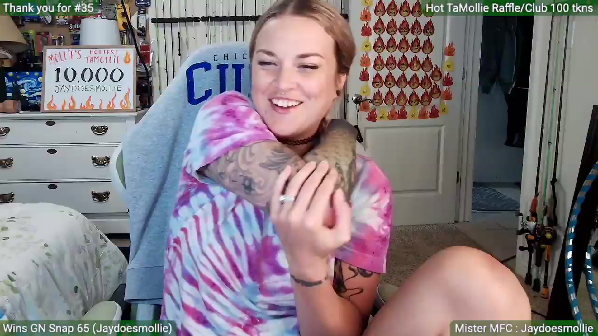 Gallery image thumbnail from MollieRose_'s myfreecams stream on, 06/05/2026, 03:57 image 4 of 20