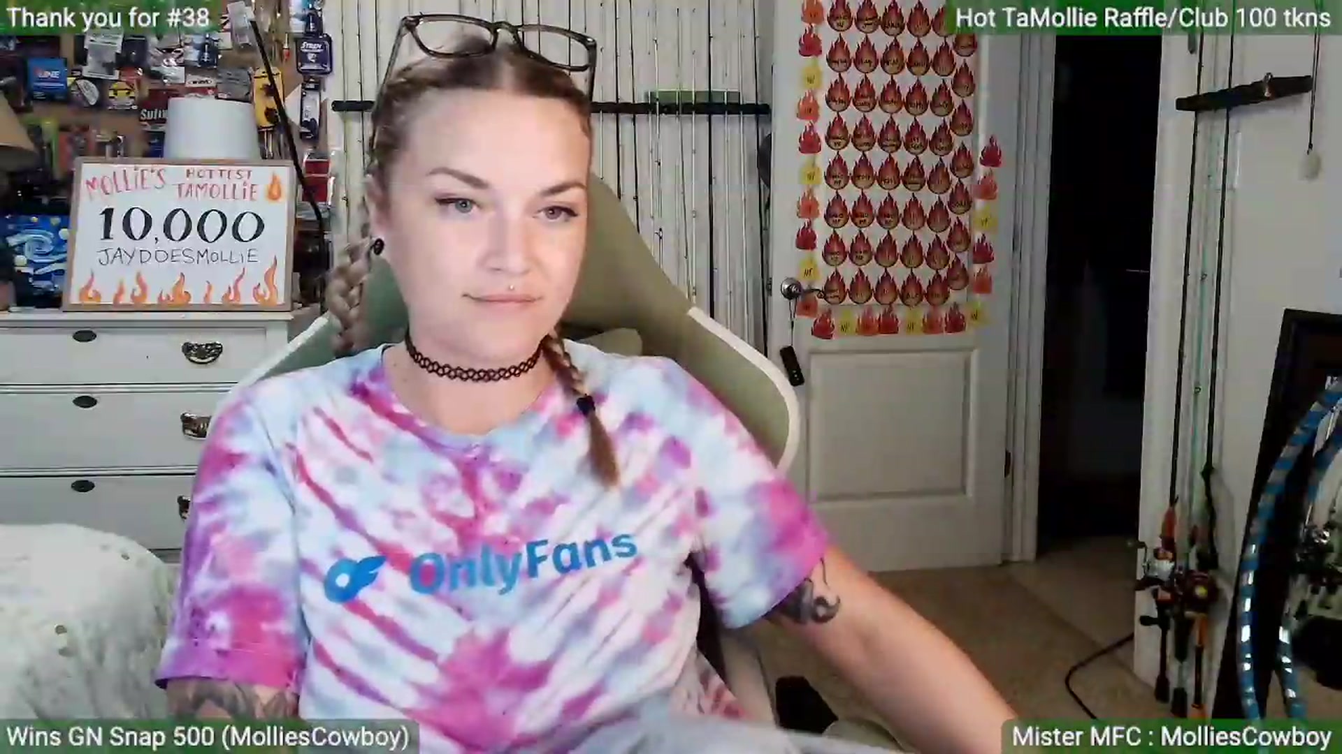 Gallery image thumbnail from MollieRose_'s myfreecams stream on, 06/05/2026, 03:57 image 18 of 20