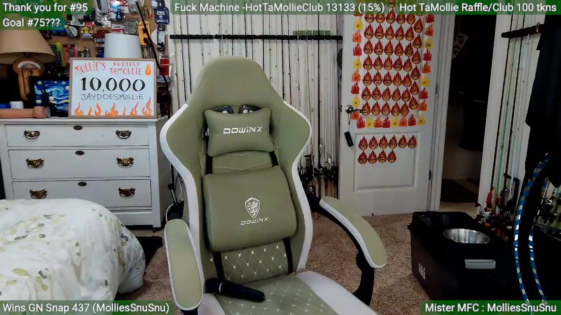 Gallery image thumbnail from MollieRose_'s myfreecams stream on, 06/11/2026, 03:26 image 1 of 20