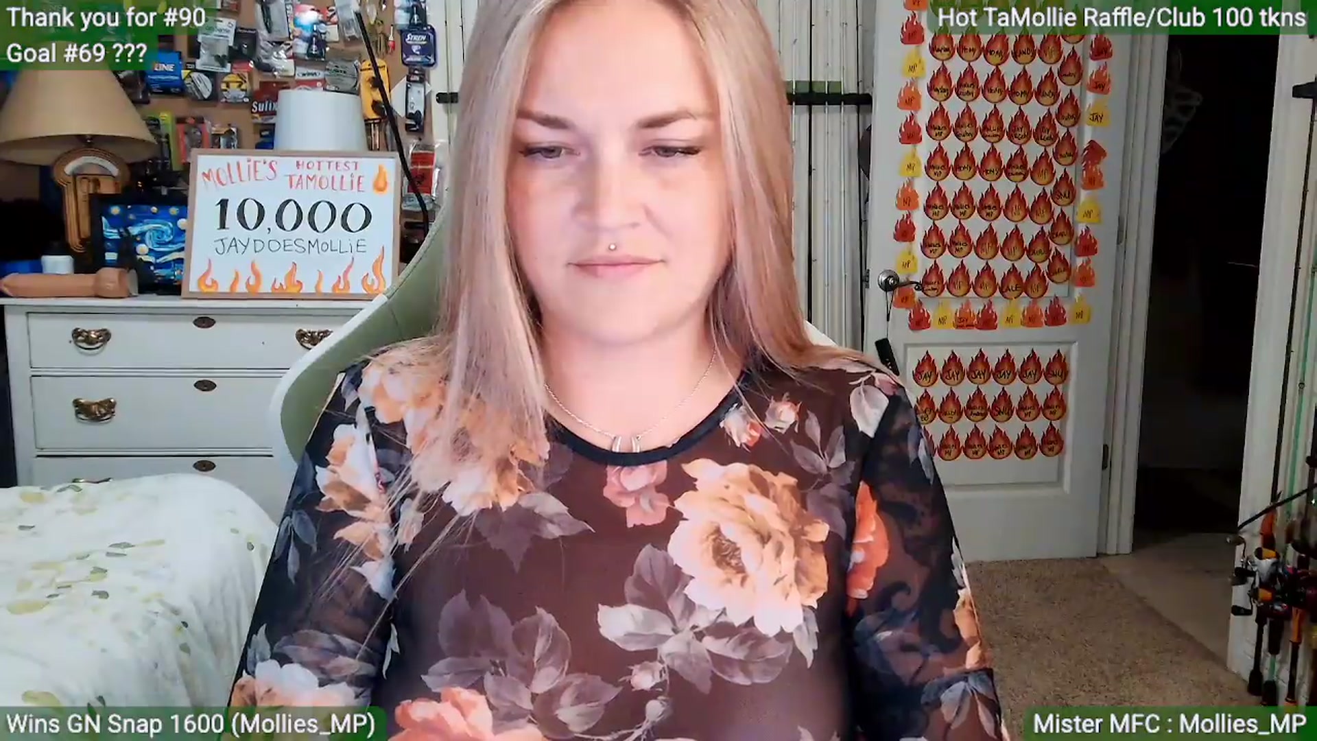 Gallery image thumbnail from MollieRose_'s myfreecams stream on, 06/13/2026, 03:45 image 10 of 20