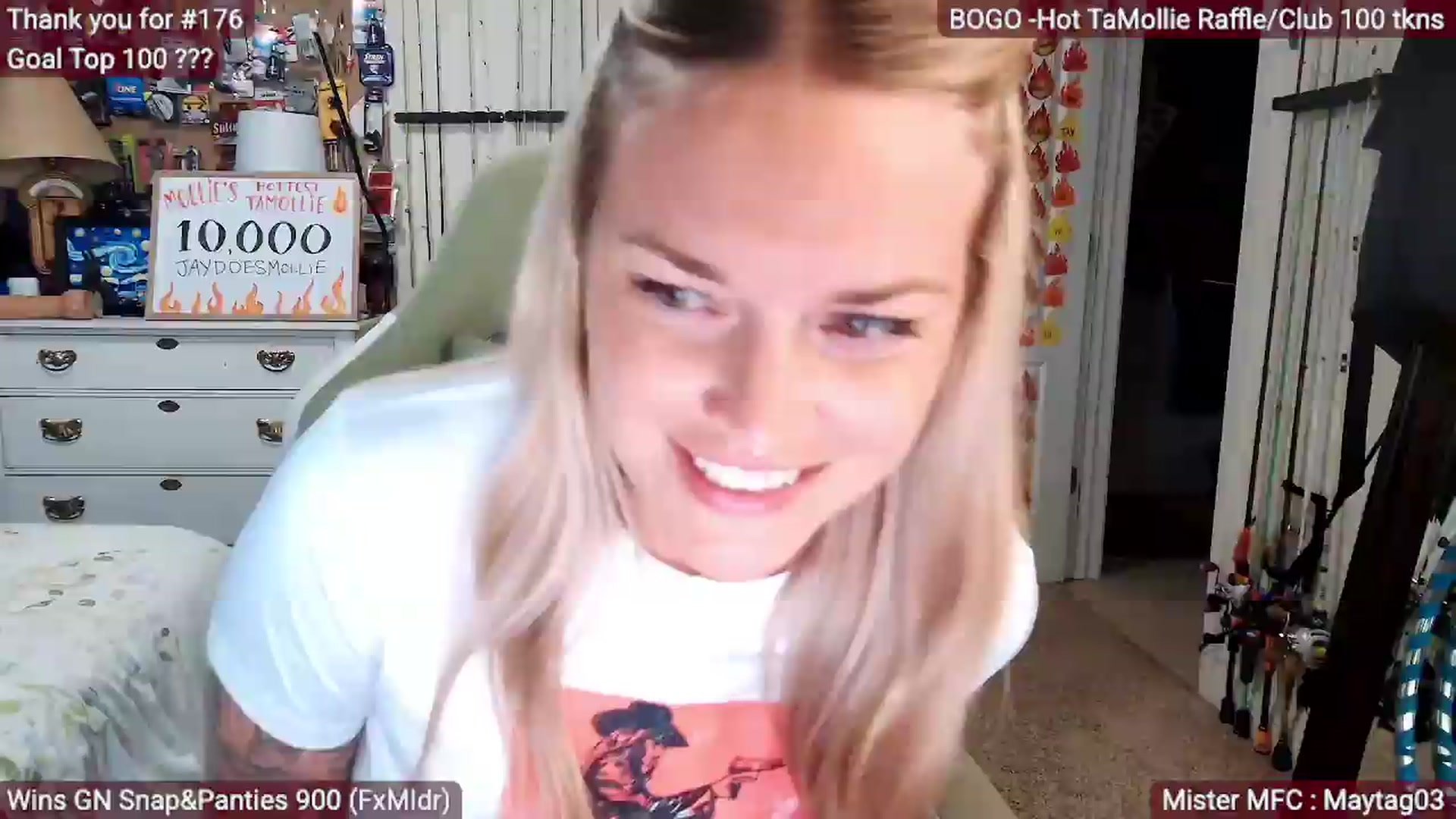 Gallery image thumbnail from MollieRose_'s myfreecams stream on, 06/23/2026, 03:44 image 12 of 20