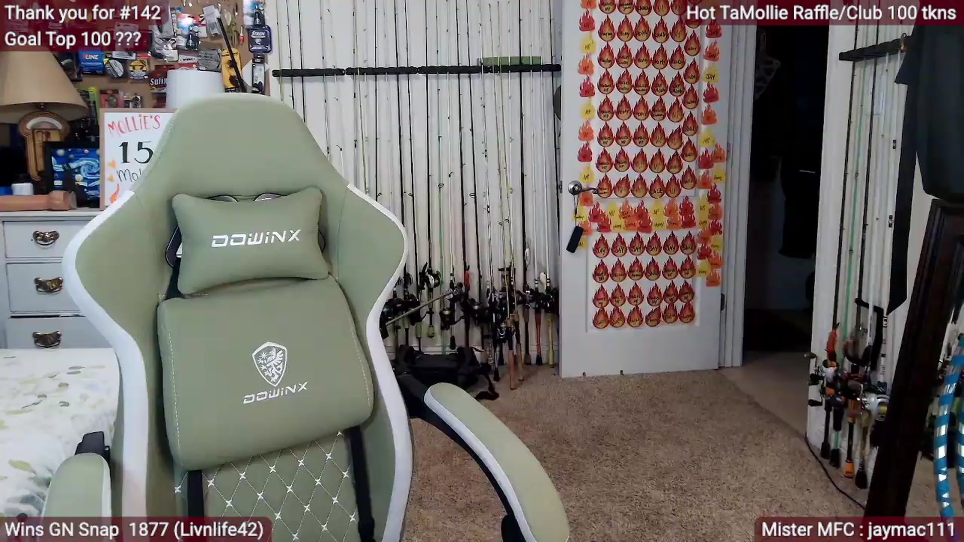 Gallery image thumbnail from MollieRose_'s myfreecams stream on, 06/25/2026, 24:01 image 17 of 20