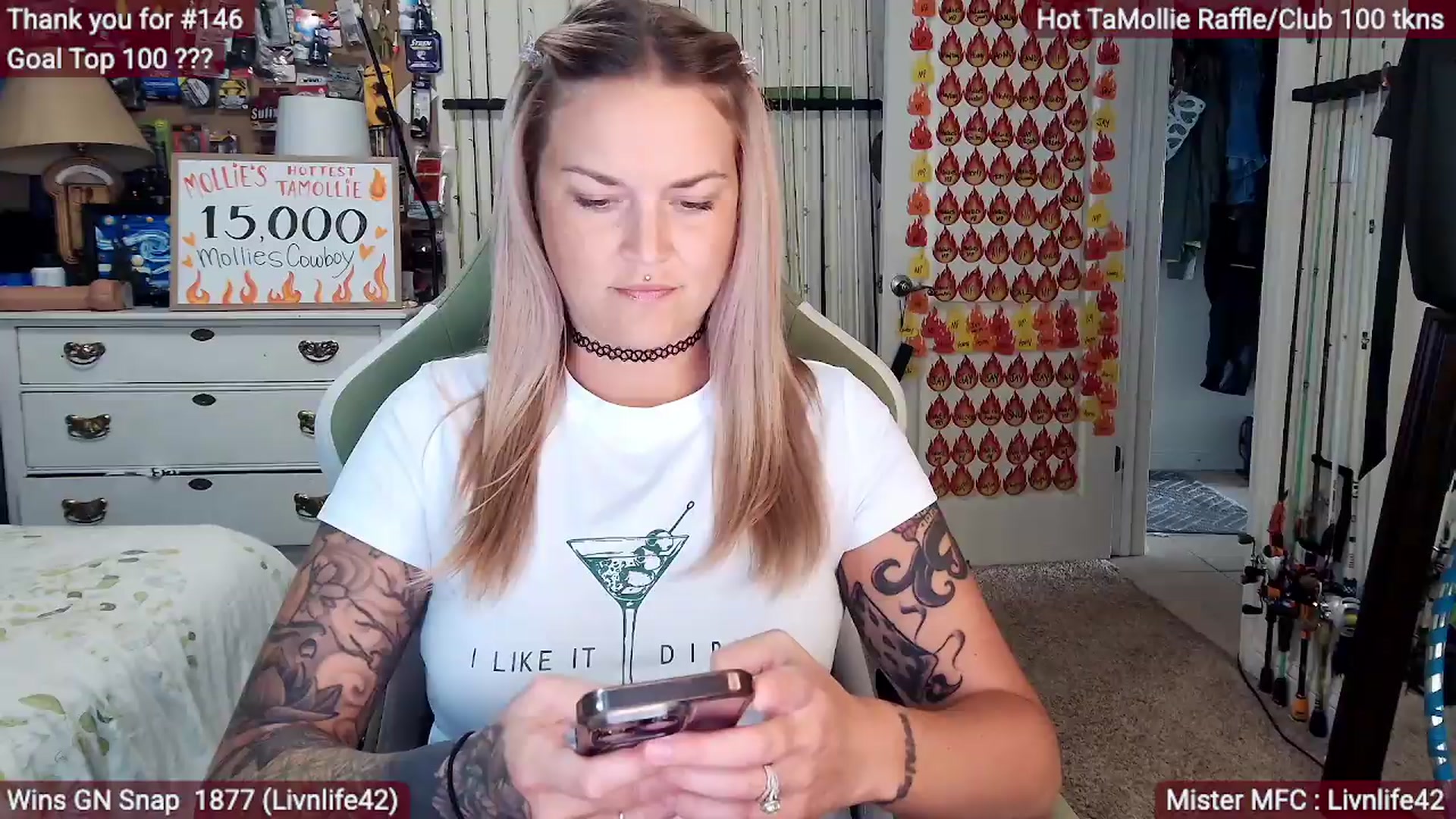 Gallery image thumbnail from MollieRose_'s myfreecams stream on, 06/25/2026, 24:01 image 4 of 20
