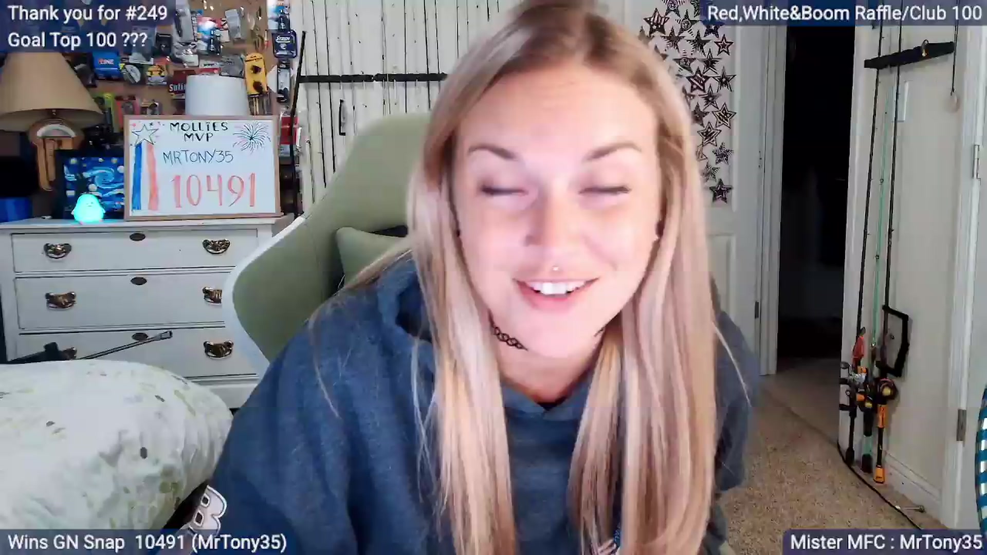 Gallery image thumbnail from MollieRose_'s myfreecams stream on, 07/22/2026, 03:31 image 16 of 20