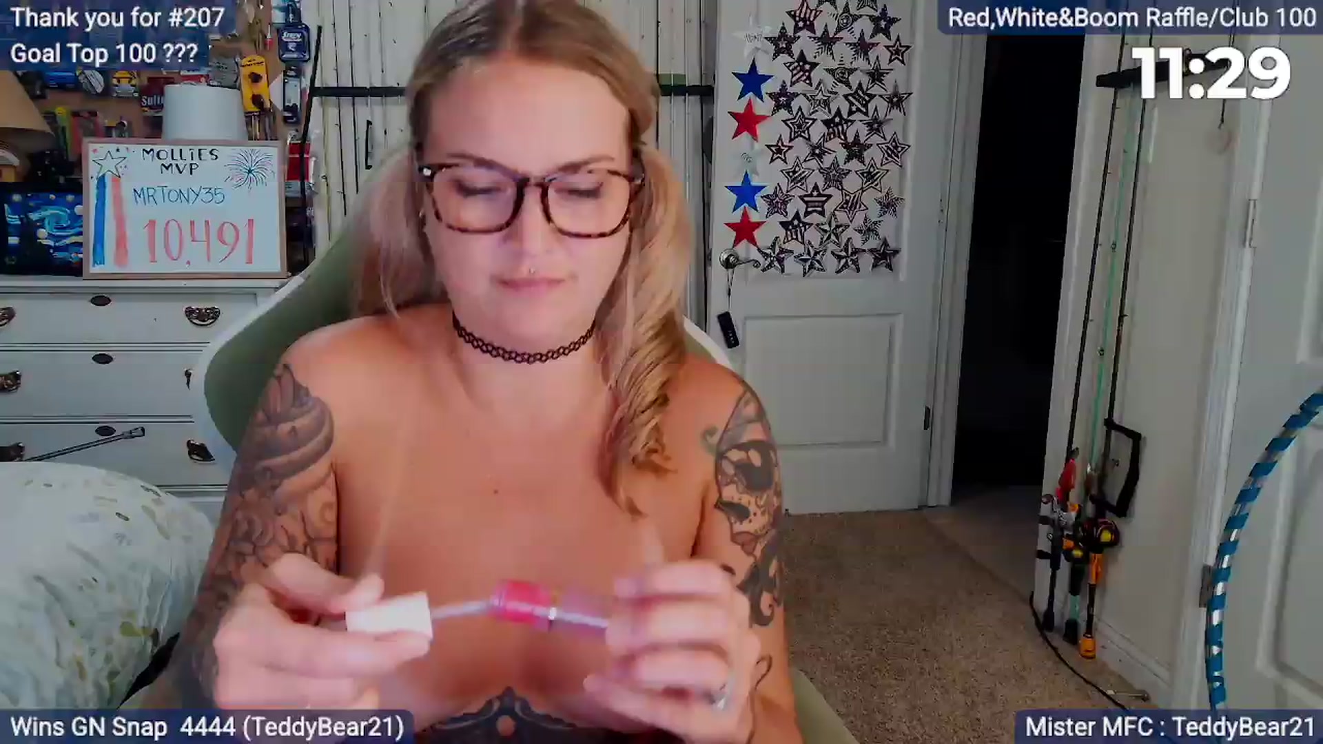 Gallery image thumbnail from MollieRose_'s myfreecams stream on, 07/28/2026, 03:17 image 16 of 20