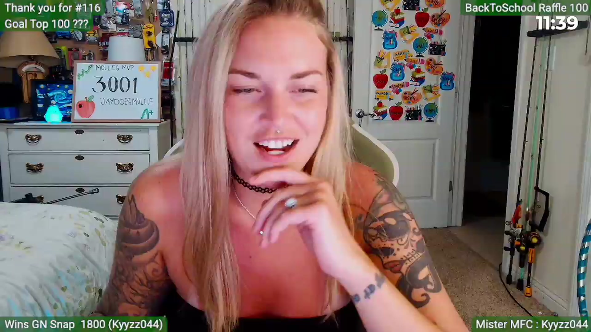 Gallery image thumbnail from MollieRose_'s myfreecams stream on, 08/05/2026, 03:06 image 17 of 20