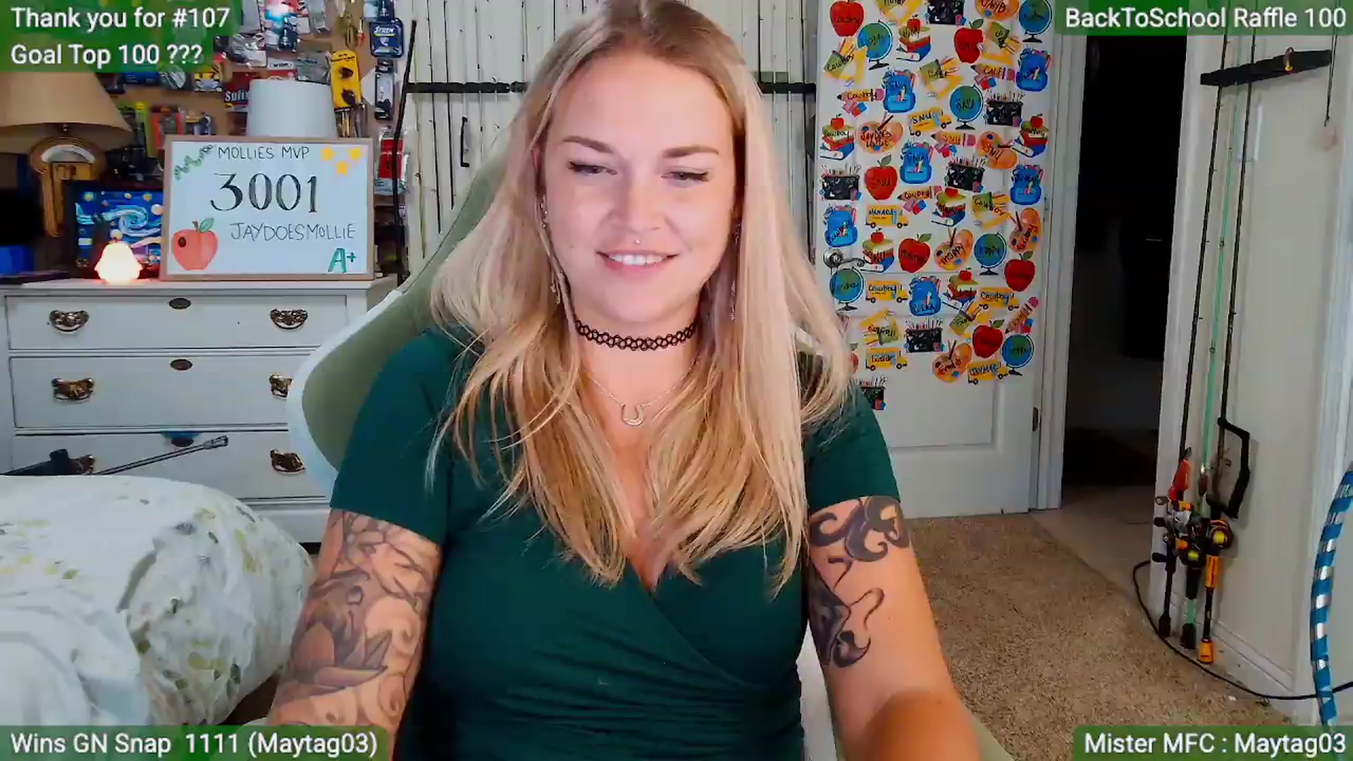 Gallery image thumbnail from MollieRose_'s myfreecams stream on, 08/06/2026, 02:56 image 16 of 20