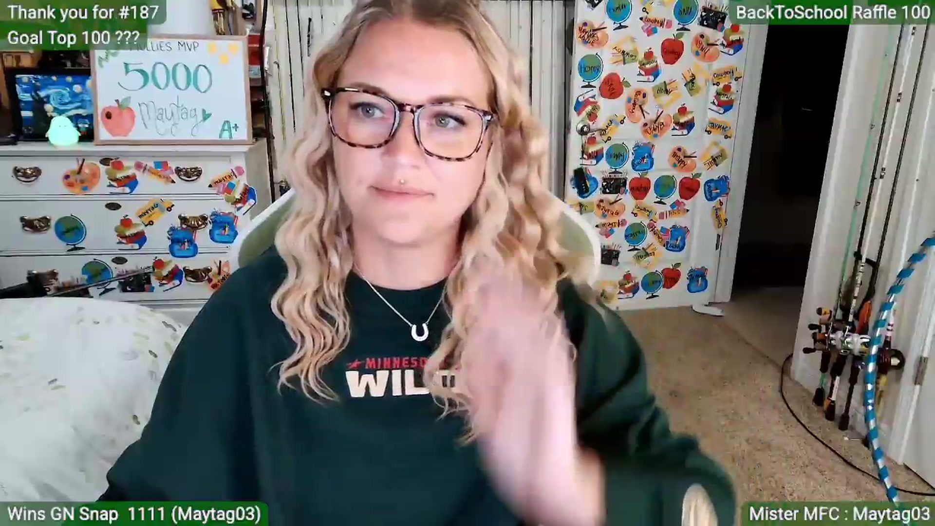 Gallery image thumbnail from MollieRose_'s myfreecams stream on, 08/19/2026, 02:19 image 17 of 20